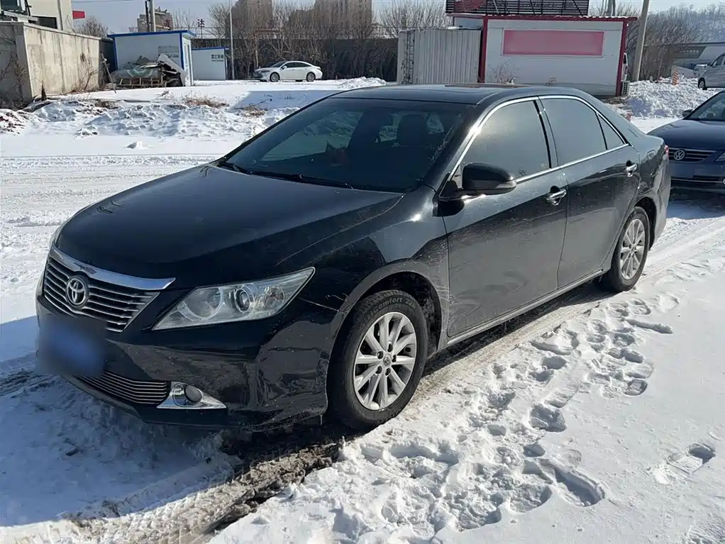 TOYOTA CAMRY 2013