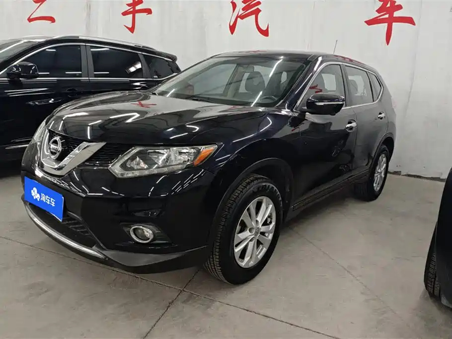 NISSAN X-TRAIL 2014
