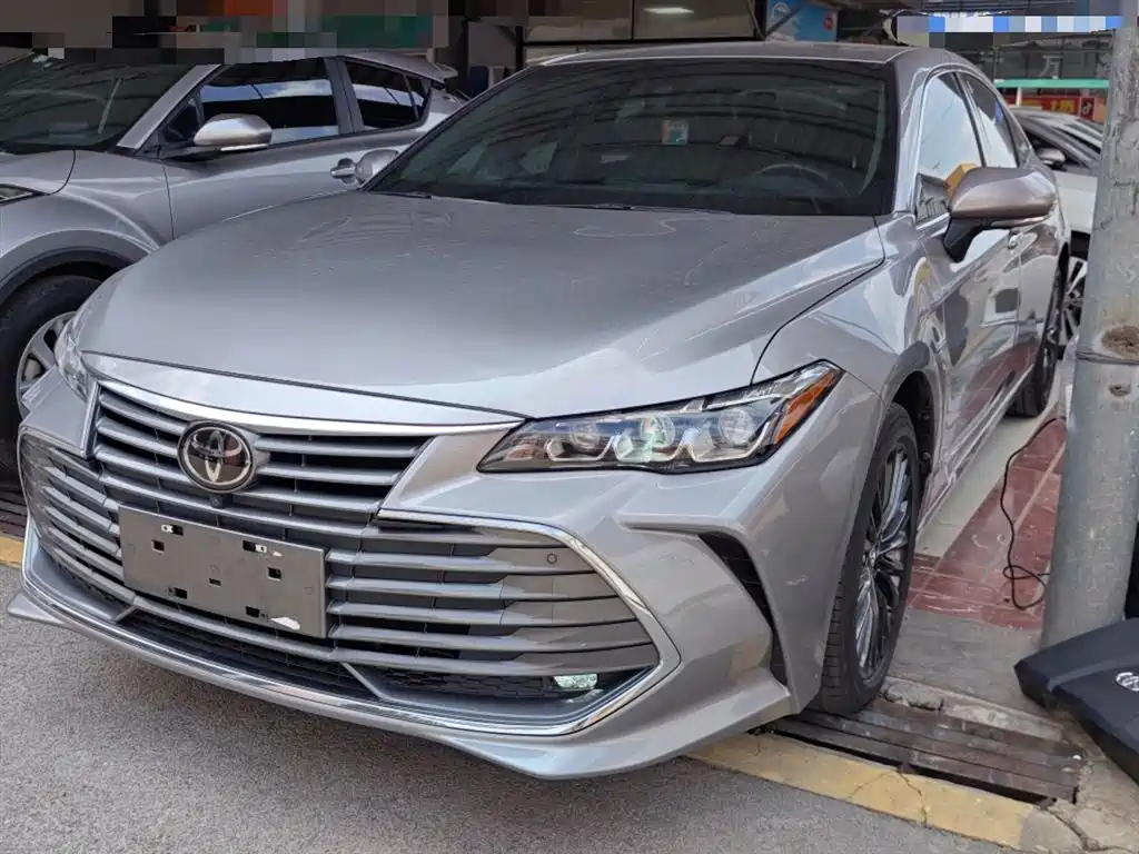TOYOTA AVALON 2019