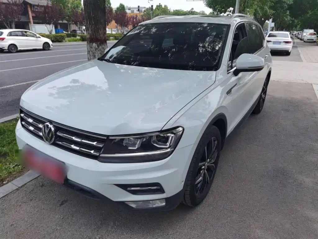 VOLKSWAGEN TIGUAN L 2019