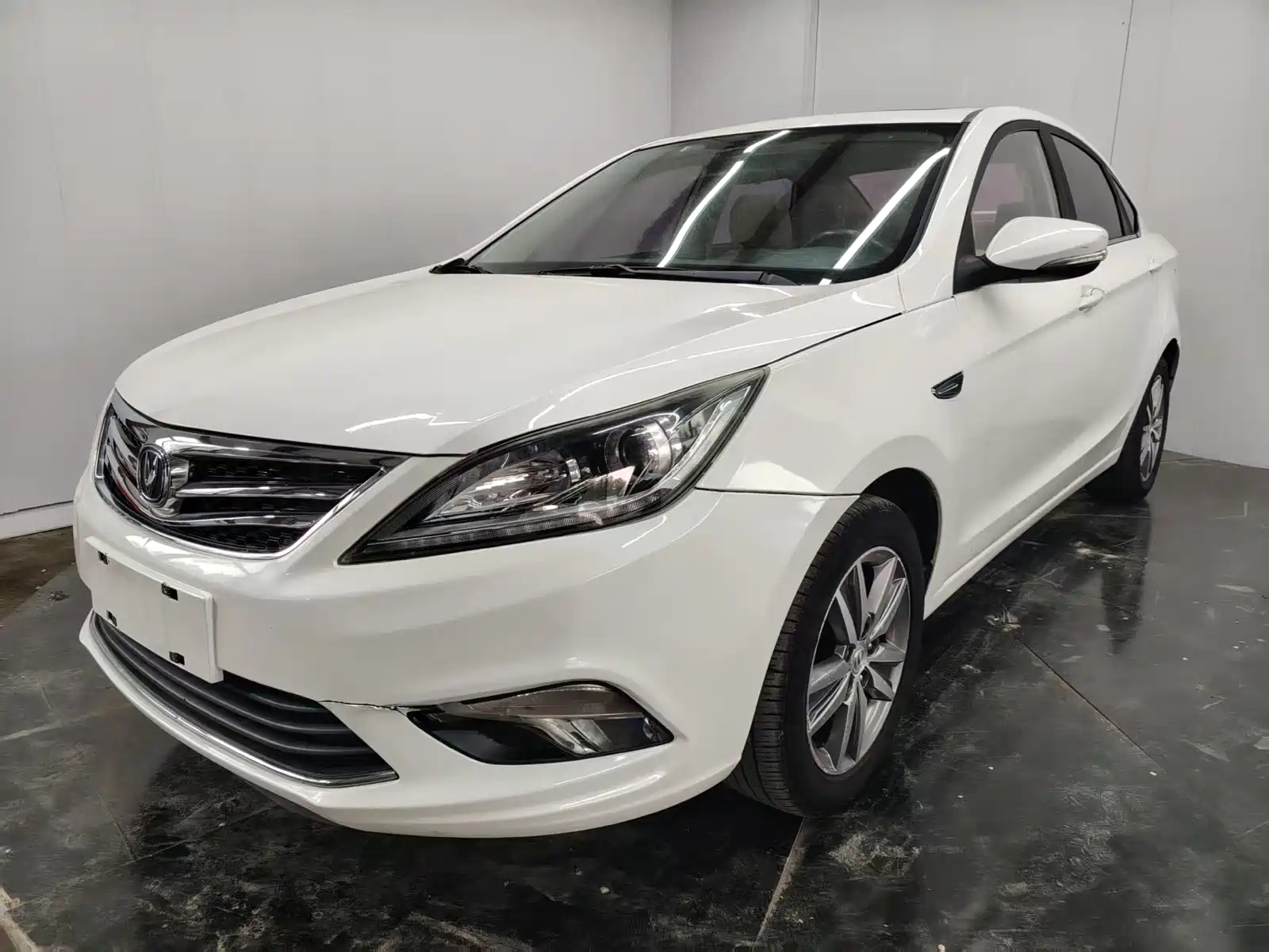 CHANGAN EADO 2016