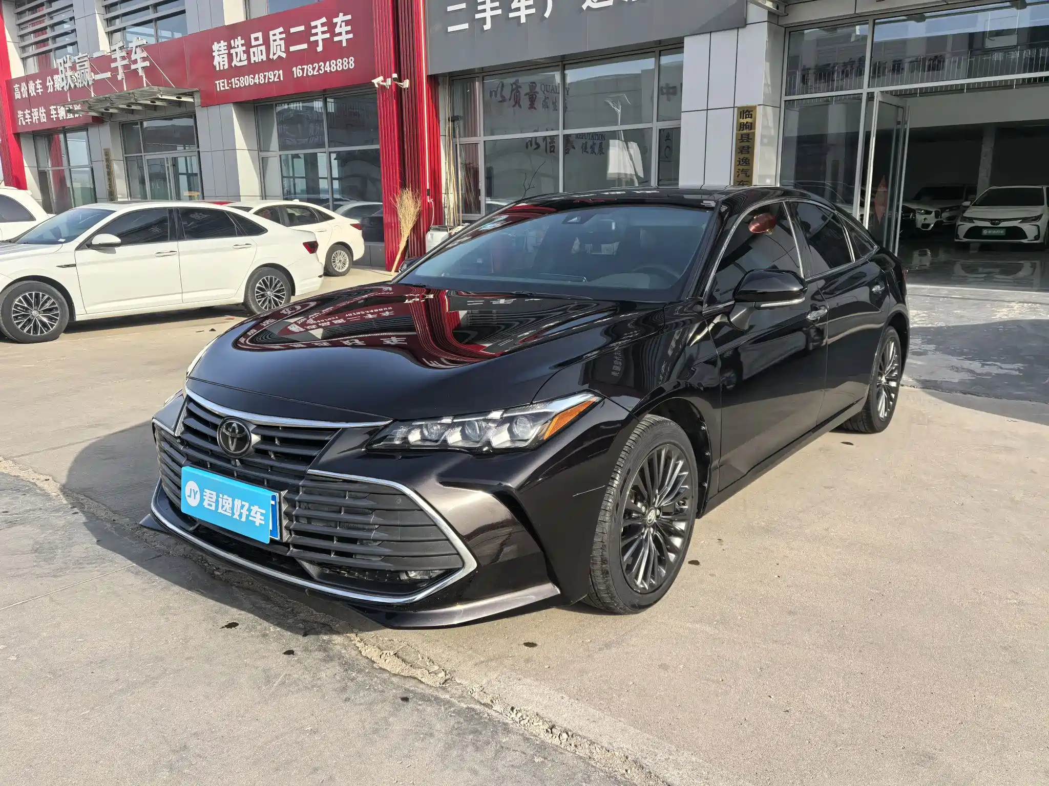 TOYOTA AVALON