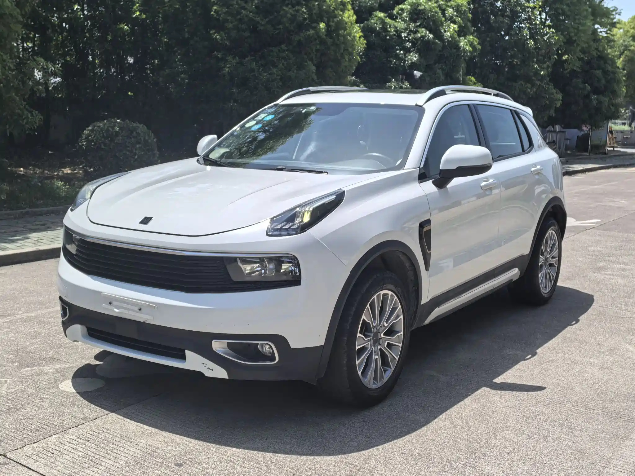 LYNK 01 2017