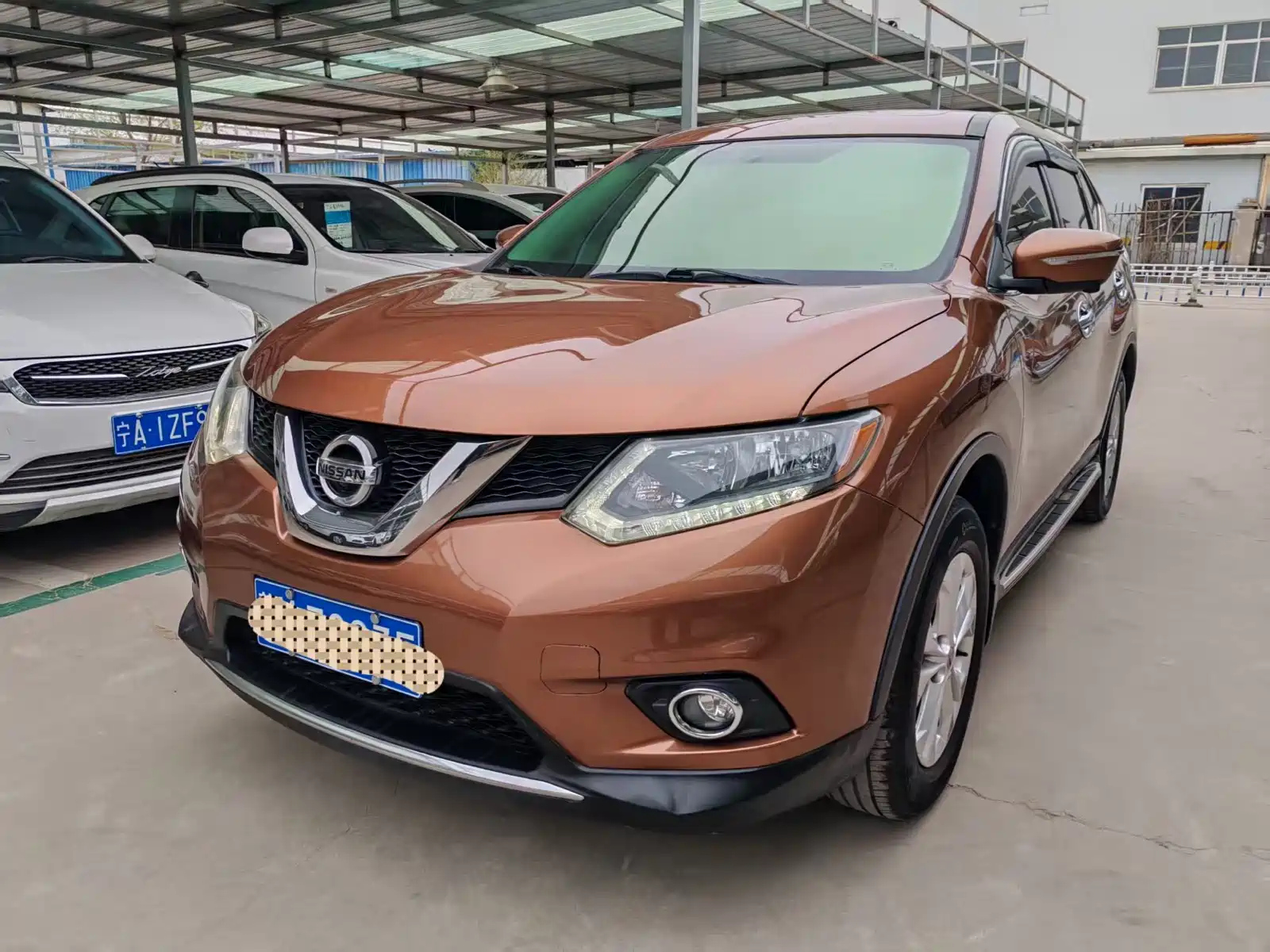 NISSAN X-TRAIL