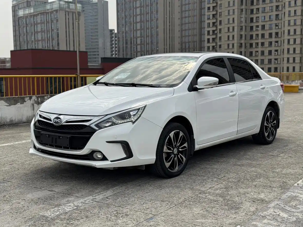BYD QIN NEW ENERGY 2015