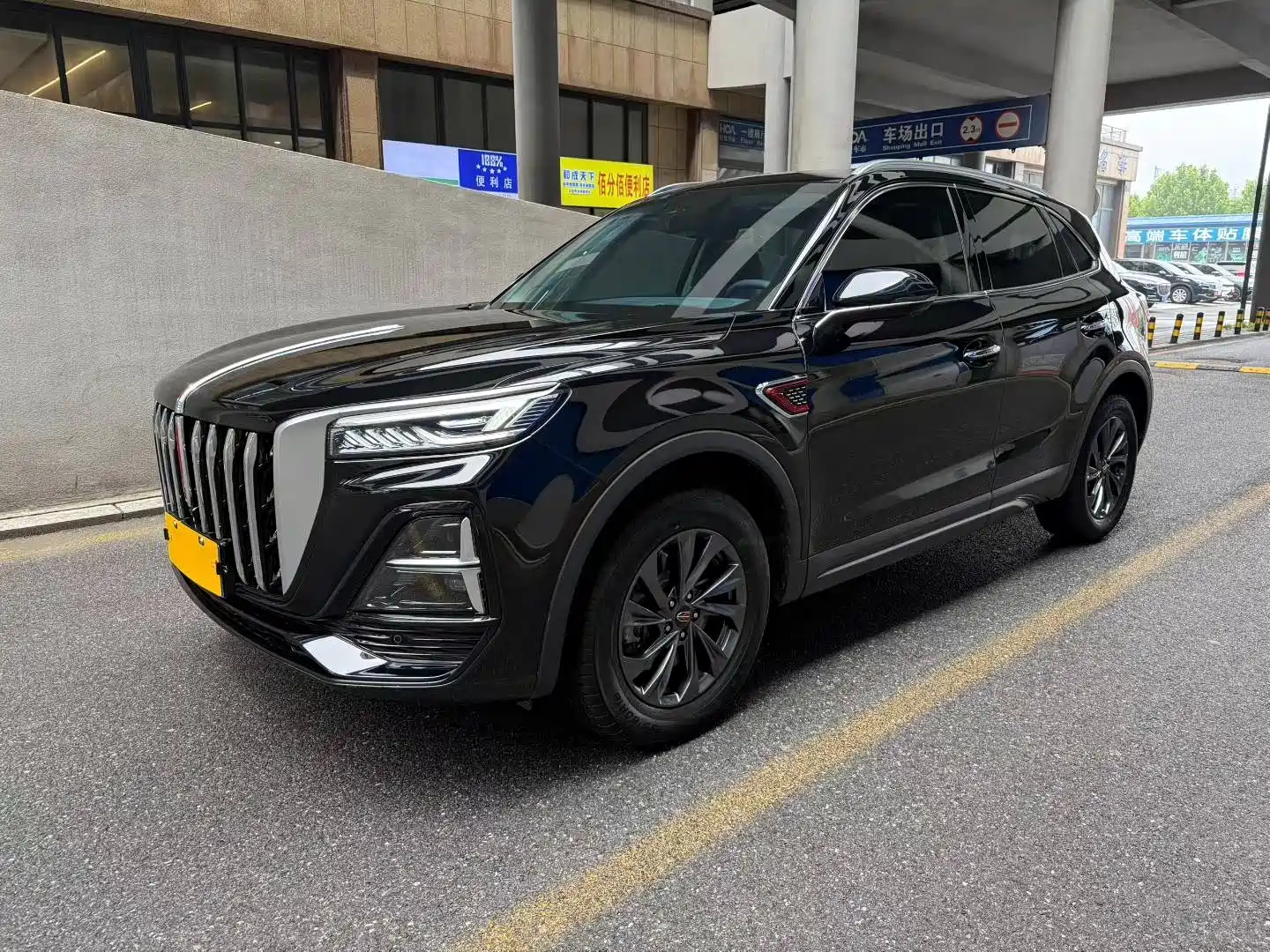 HONGQI HS5 2023