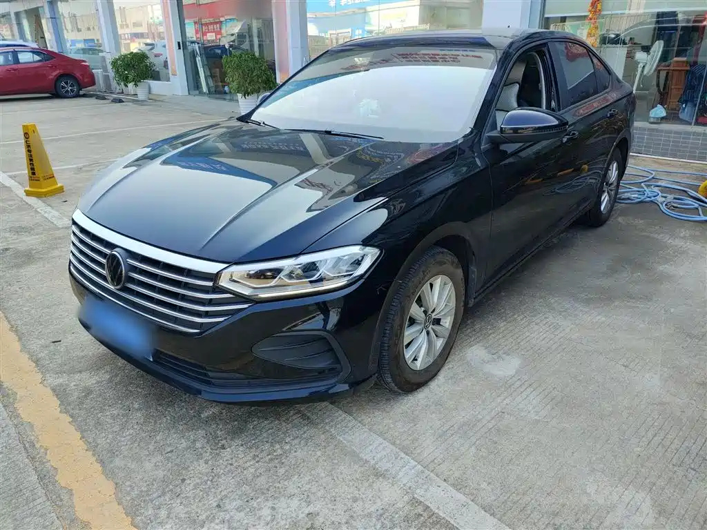 VOLKSWAGEN LAVIDA 2023