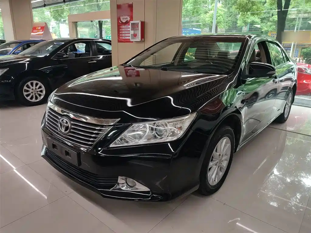 TOYOTA CAMRY 2013