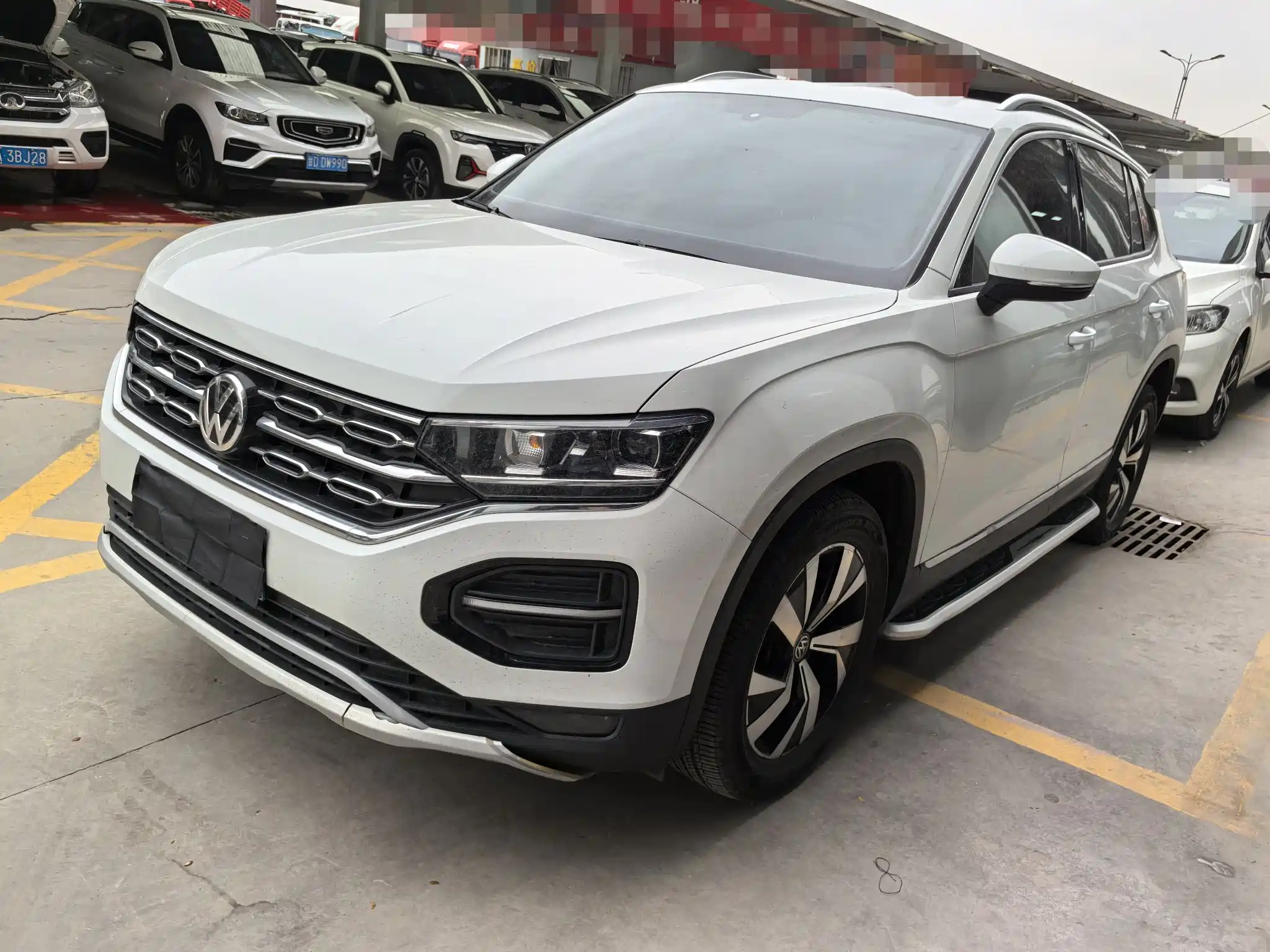 VOLKSWAGEN TAYRON 2019