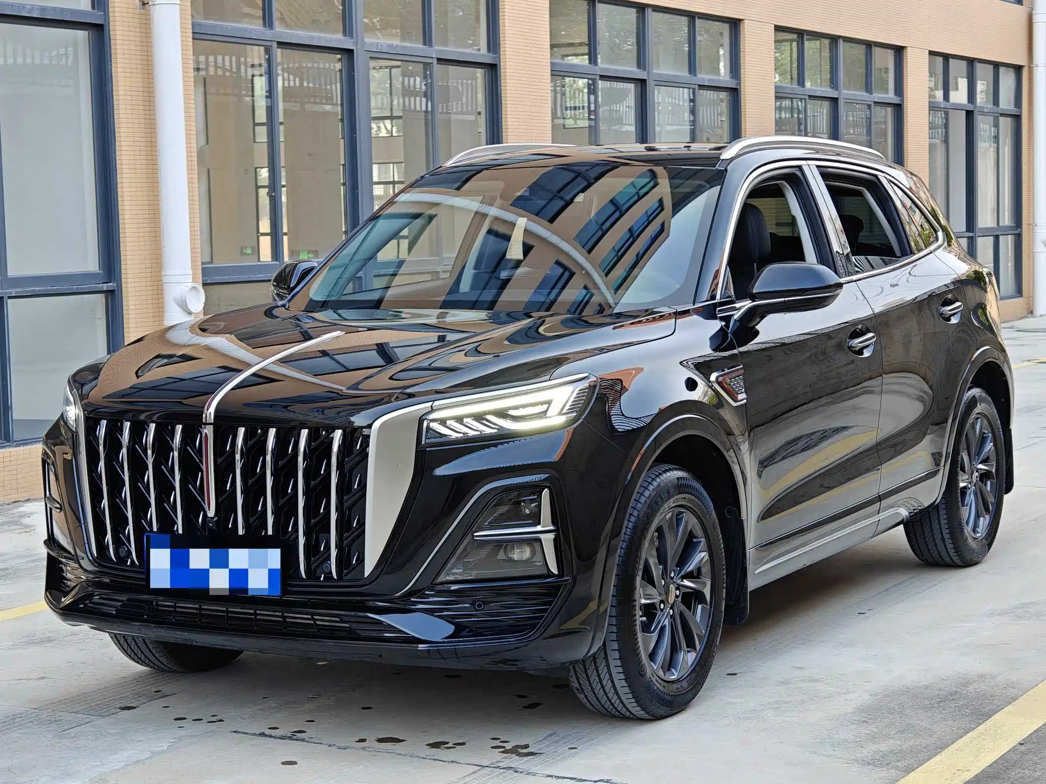HONGQI HS5 2023