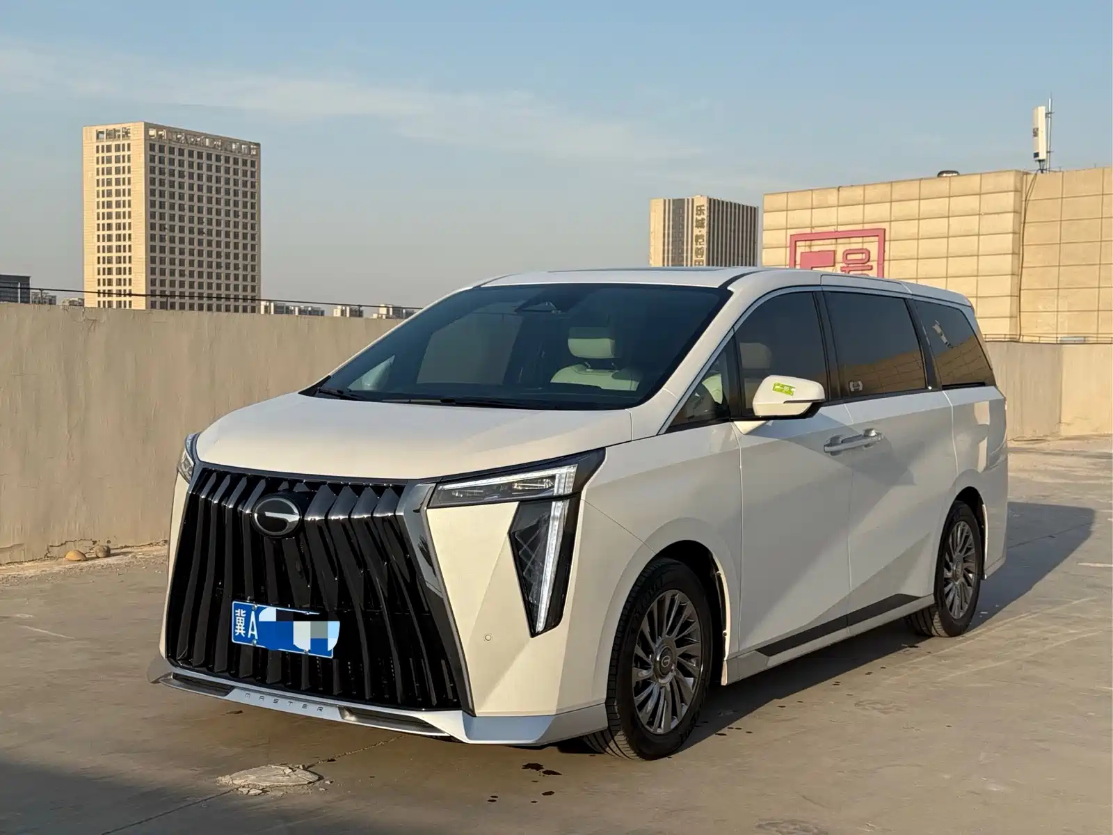 TRUMPCHI M8 2023