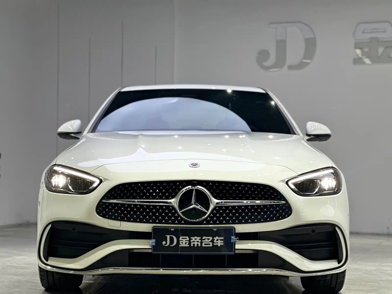 MERCEDES BENZ C-CLASS 2024