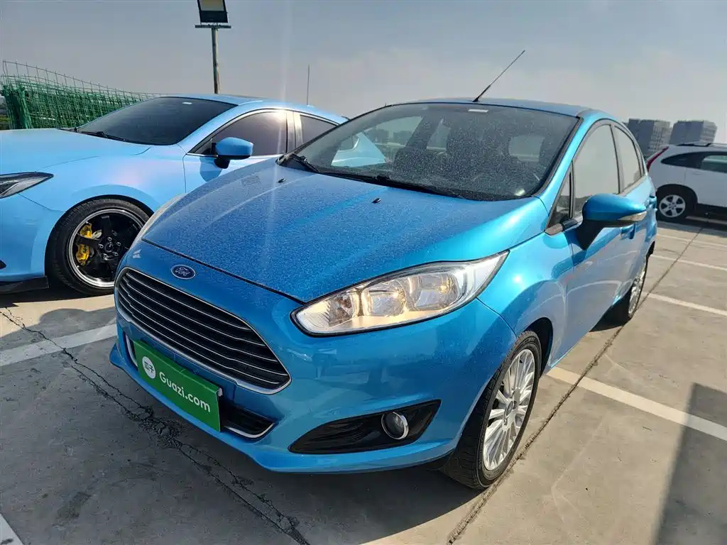 FORD FIESTA 2013