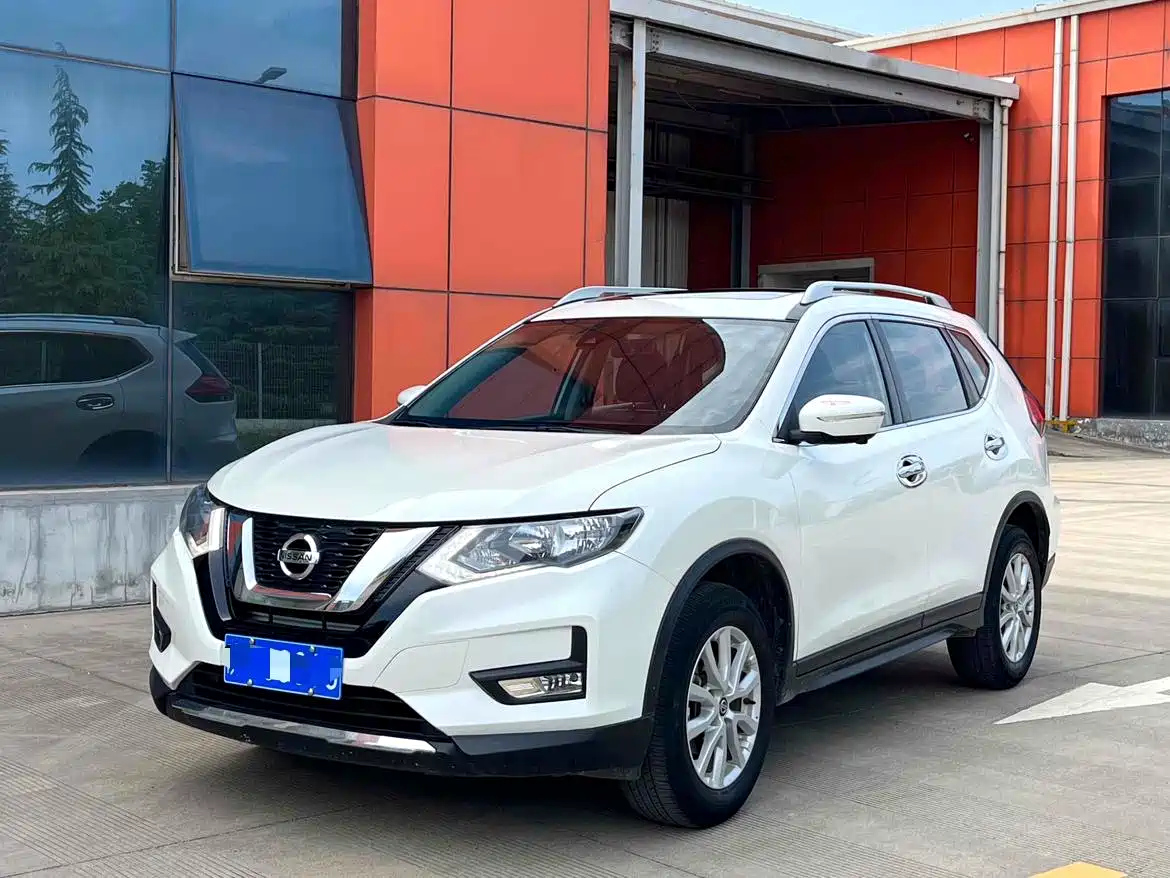 NISSAN X-TRAIL 2019