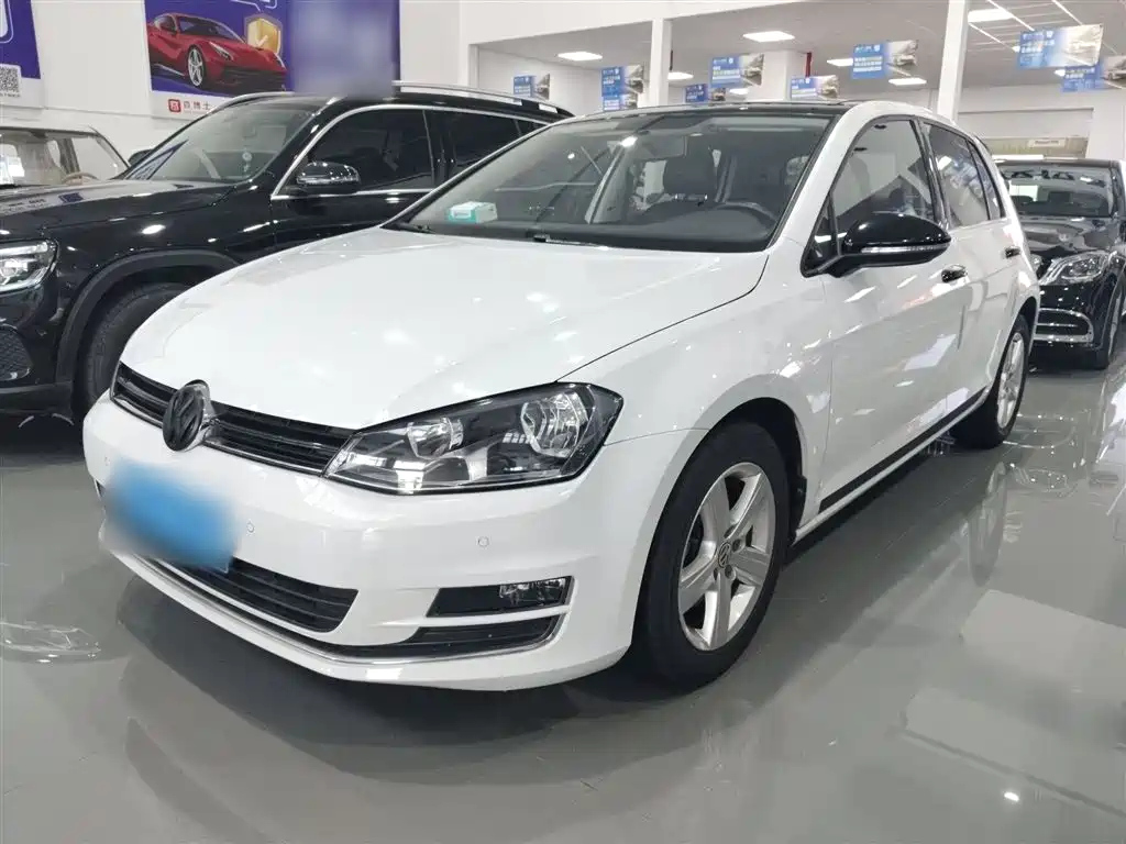 VOLKSWAGEN GOLF 2017