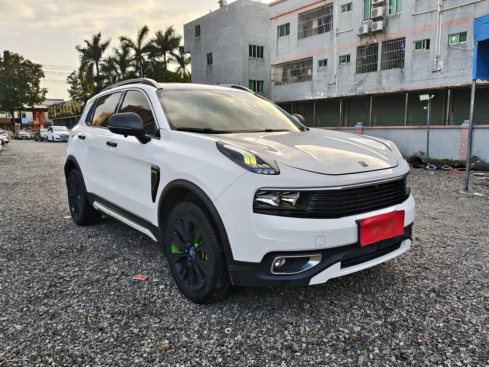 LYNK 01 2017