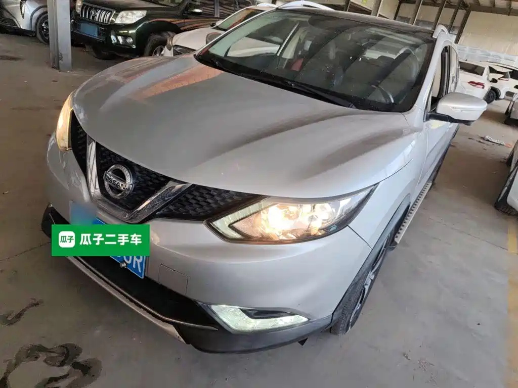 NISSAN QASHQAI 2016