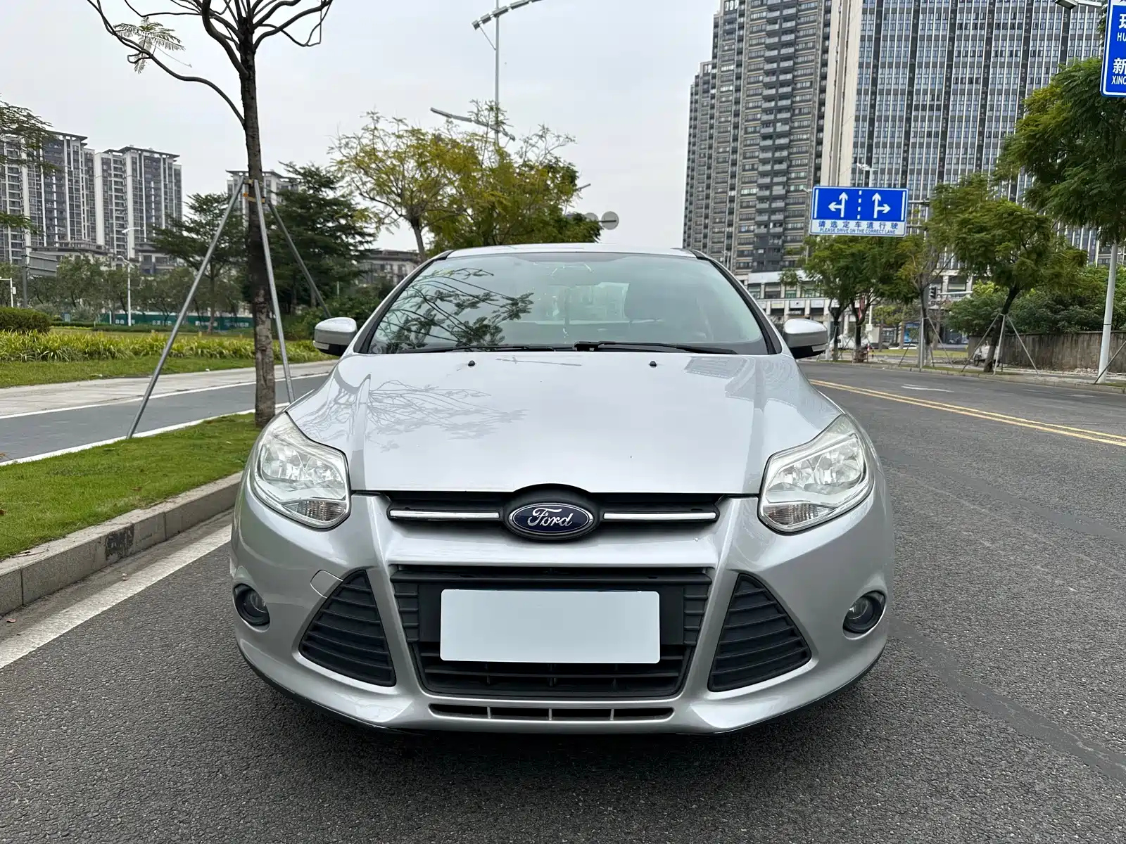 FORD FOCUS 2012