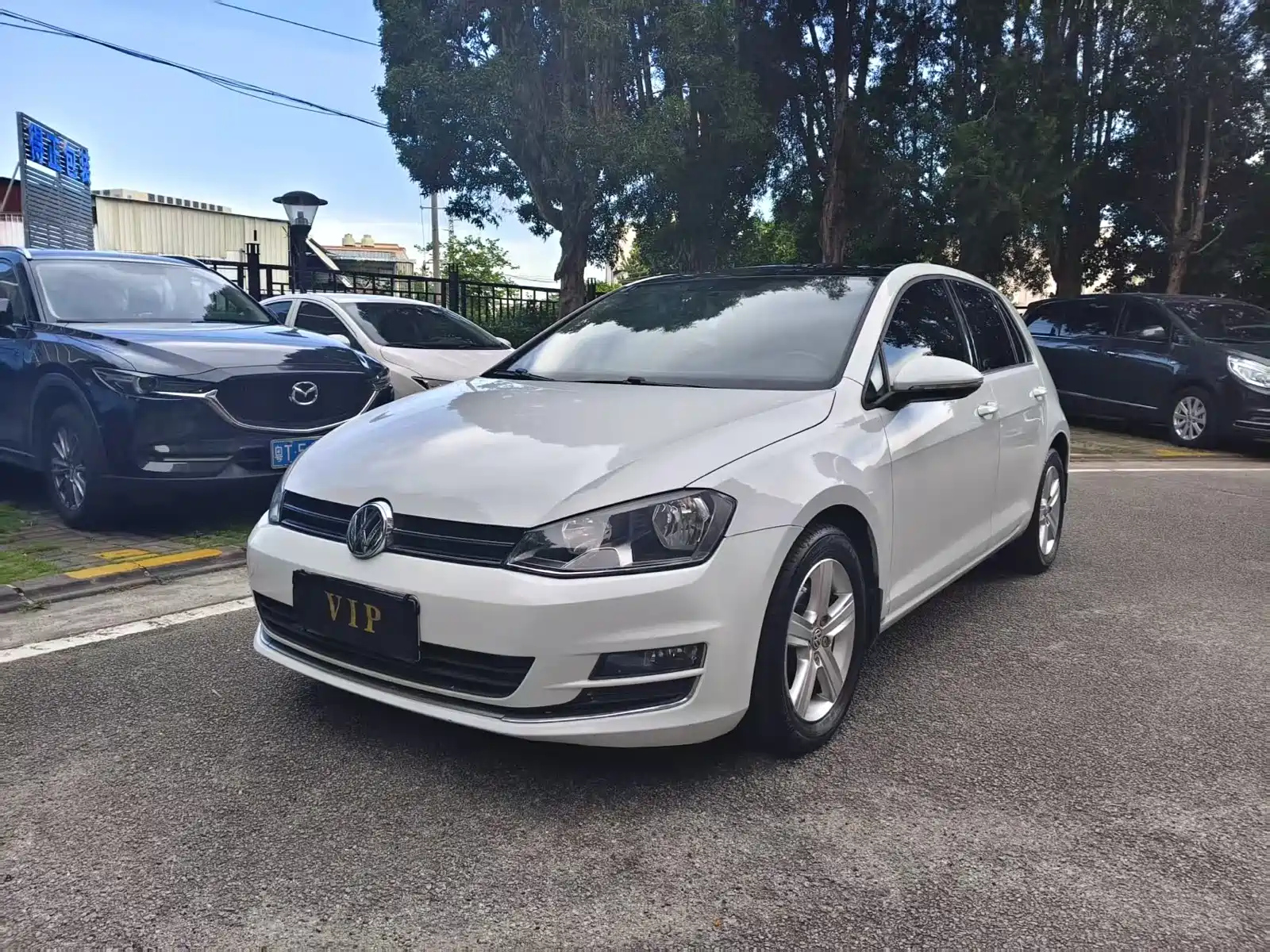 VOLKSWAGEN GOLF 2015