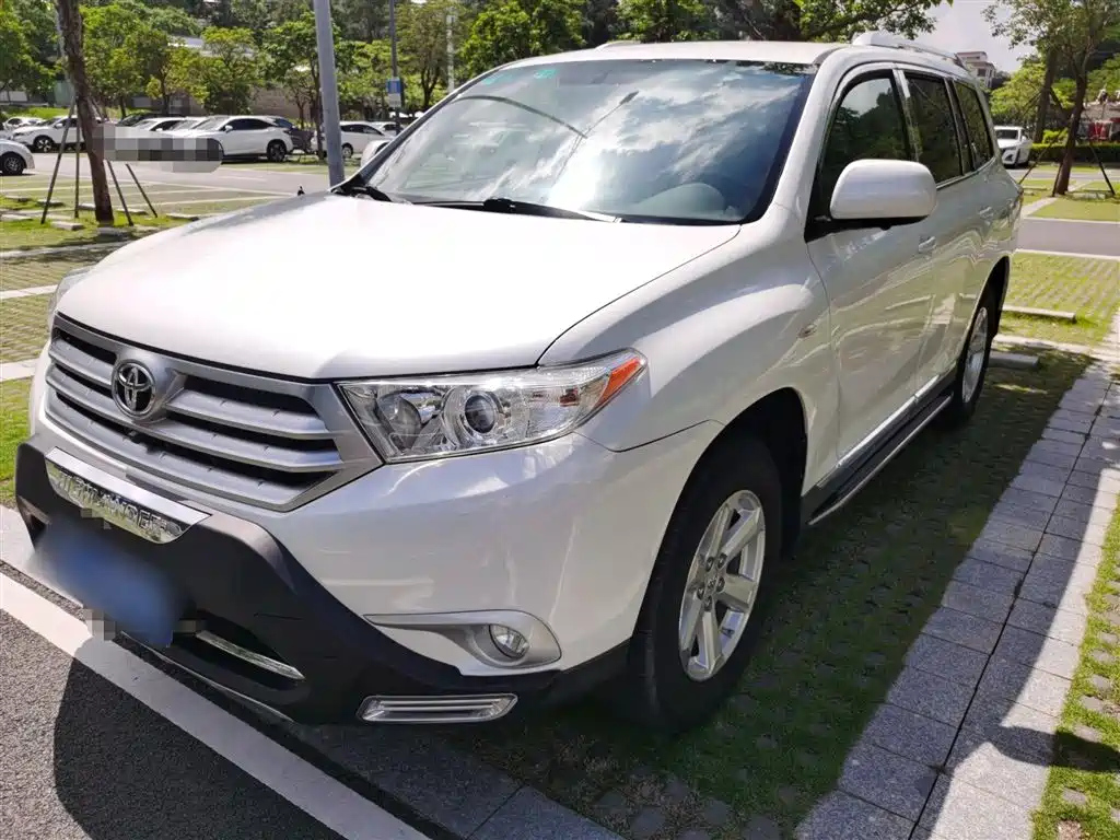 TOYOTA HIGHLANDER 2012