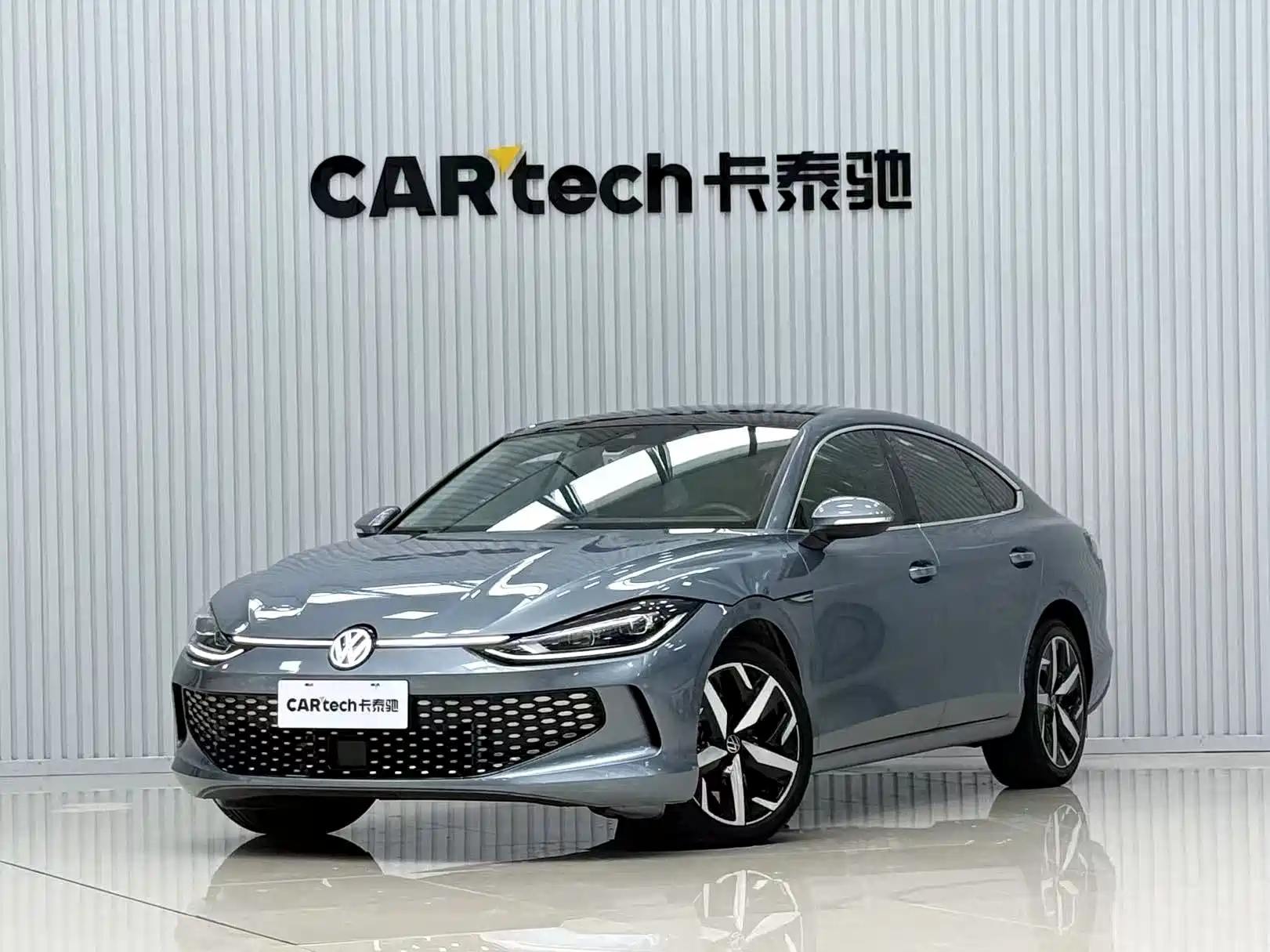 VOLKSWAGEN LAMANDO 2022
