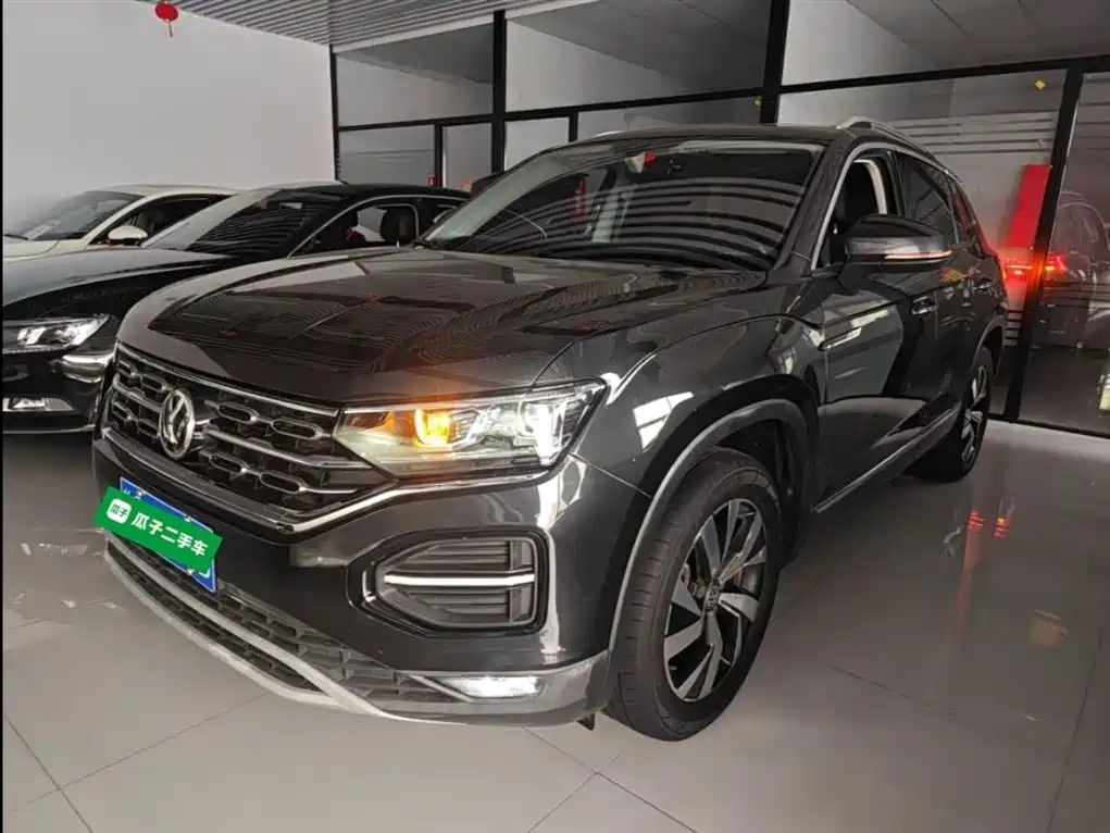 VOLKSWAGEN TAYRON 2020