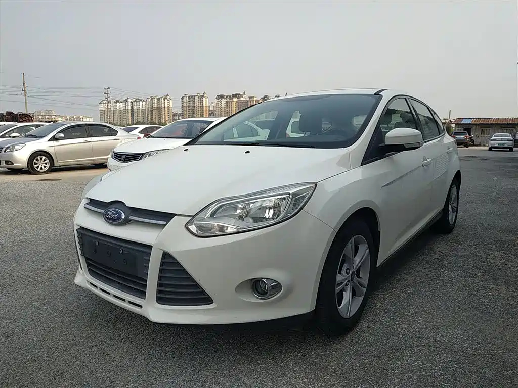FORD FOCUS 2012
