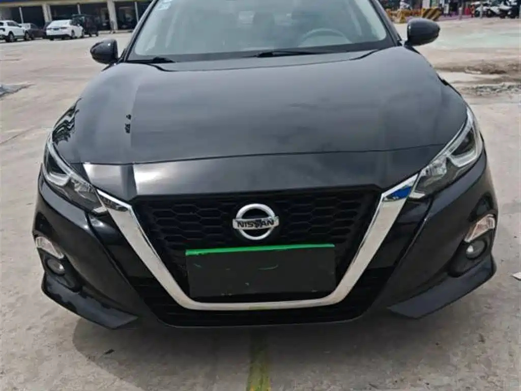 NISSAN TEANA