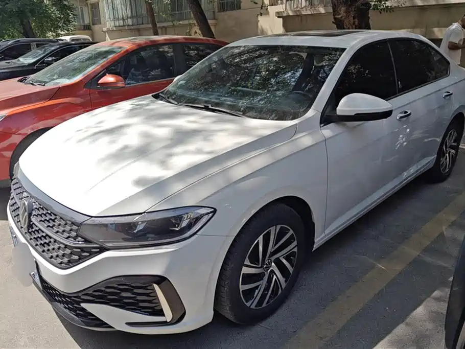 VOLKSWAGEN LAVIDA 2023