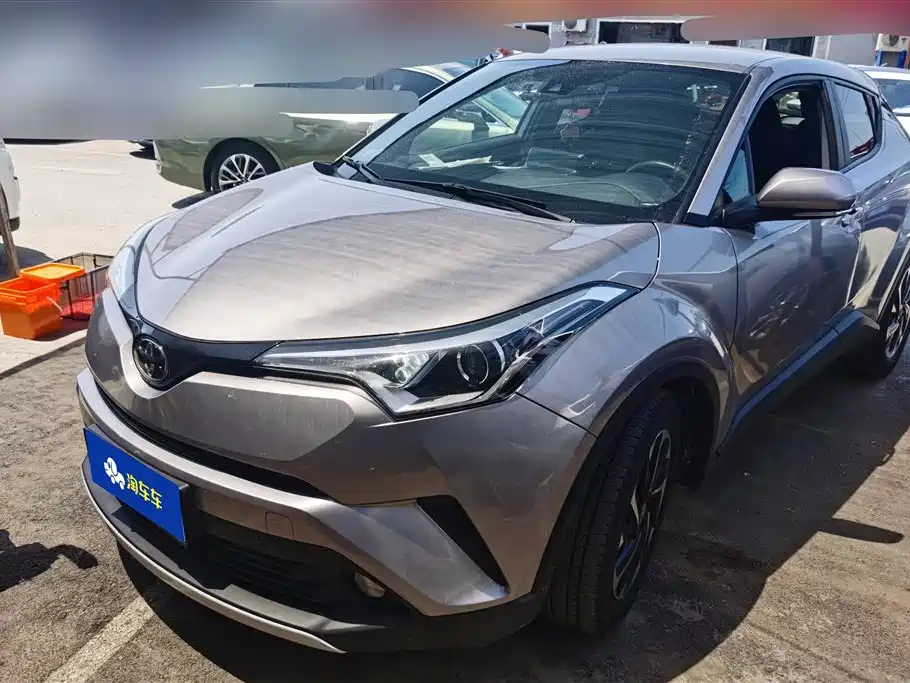 TOYOTA IZOA 2018