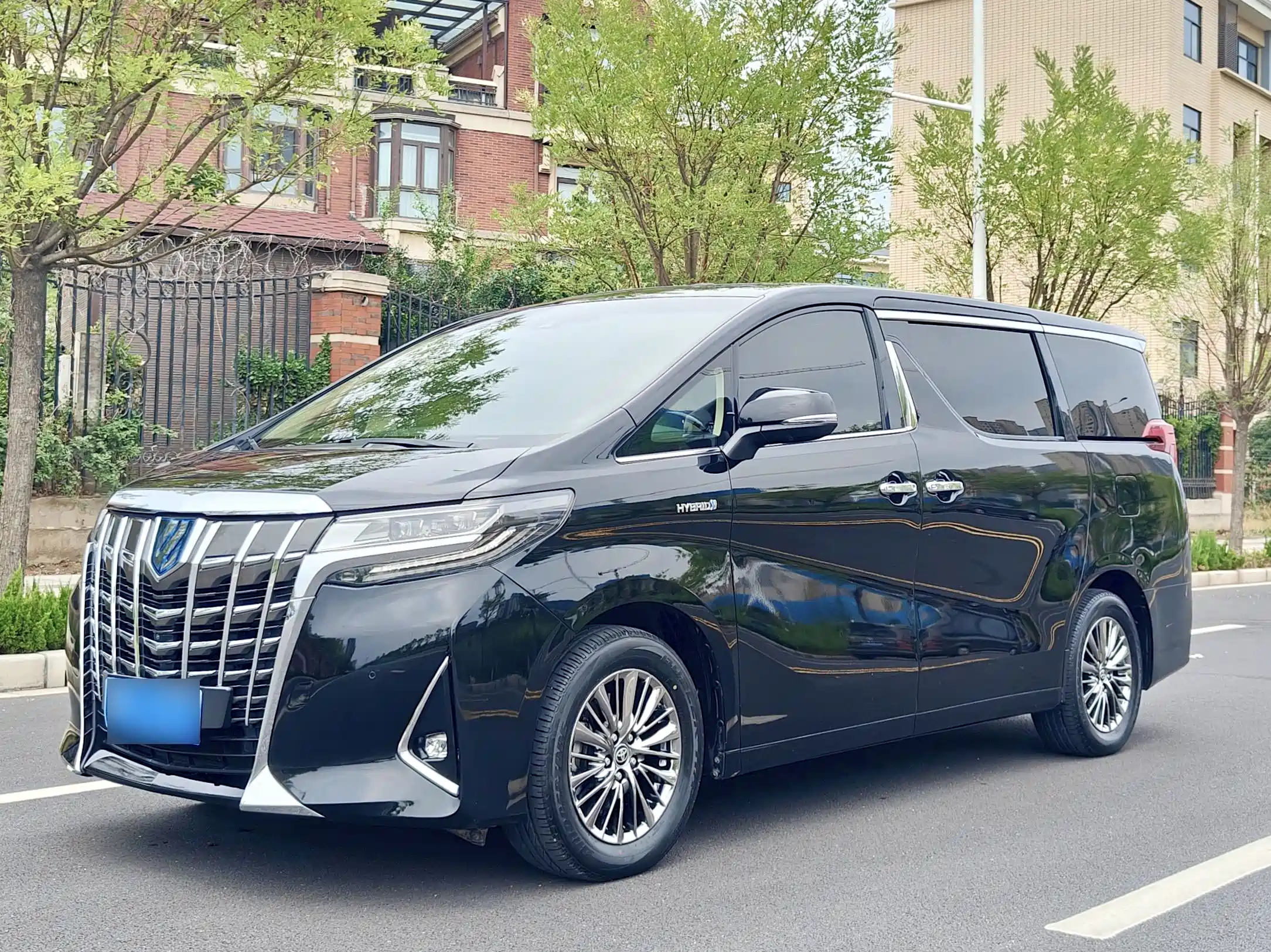 TOYOTA ALPHARD 2019
