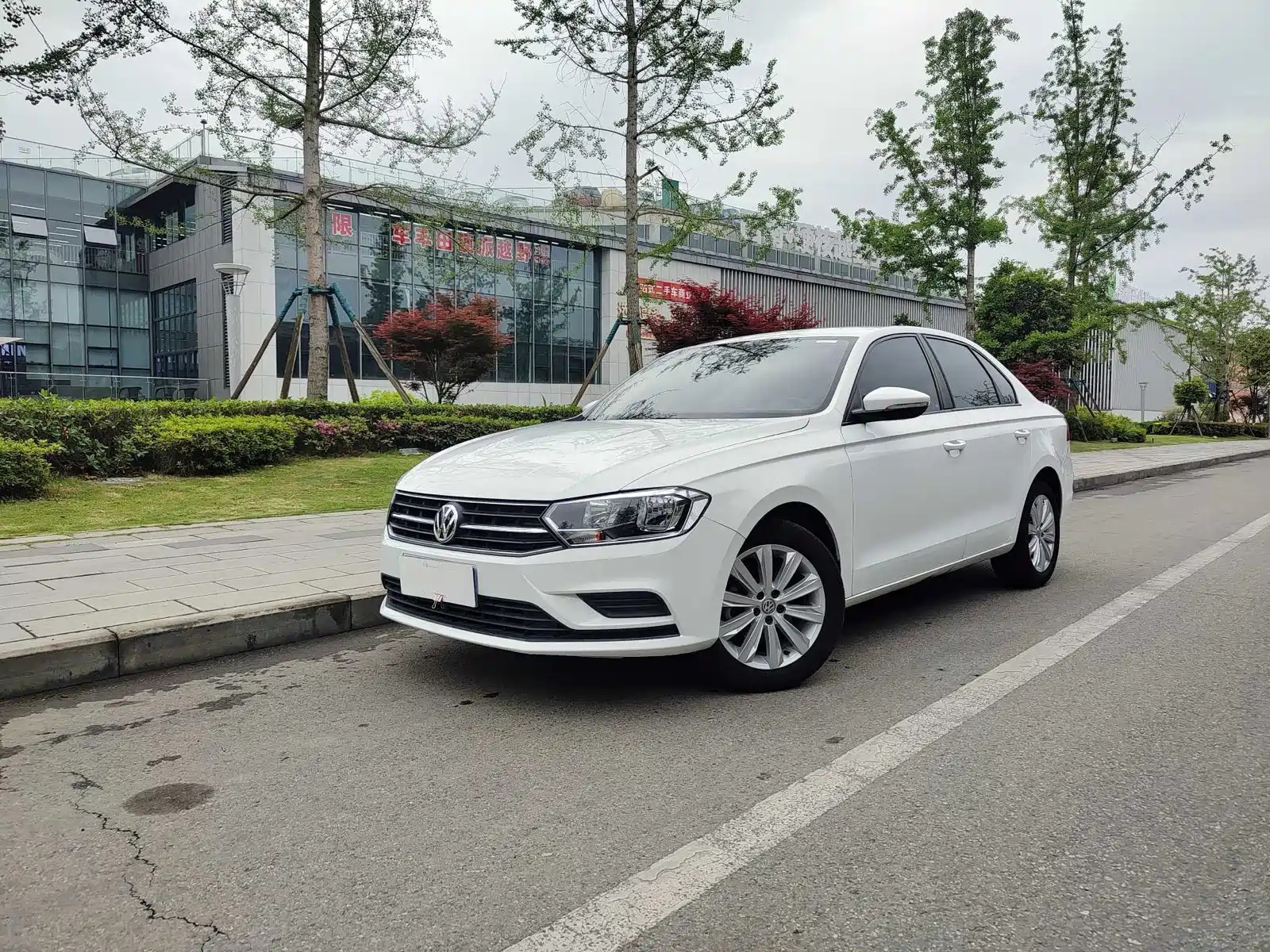VOLKSWAGEN BORA 2019