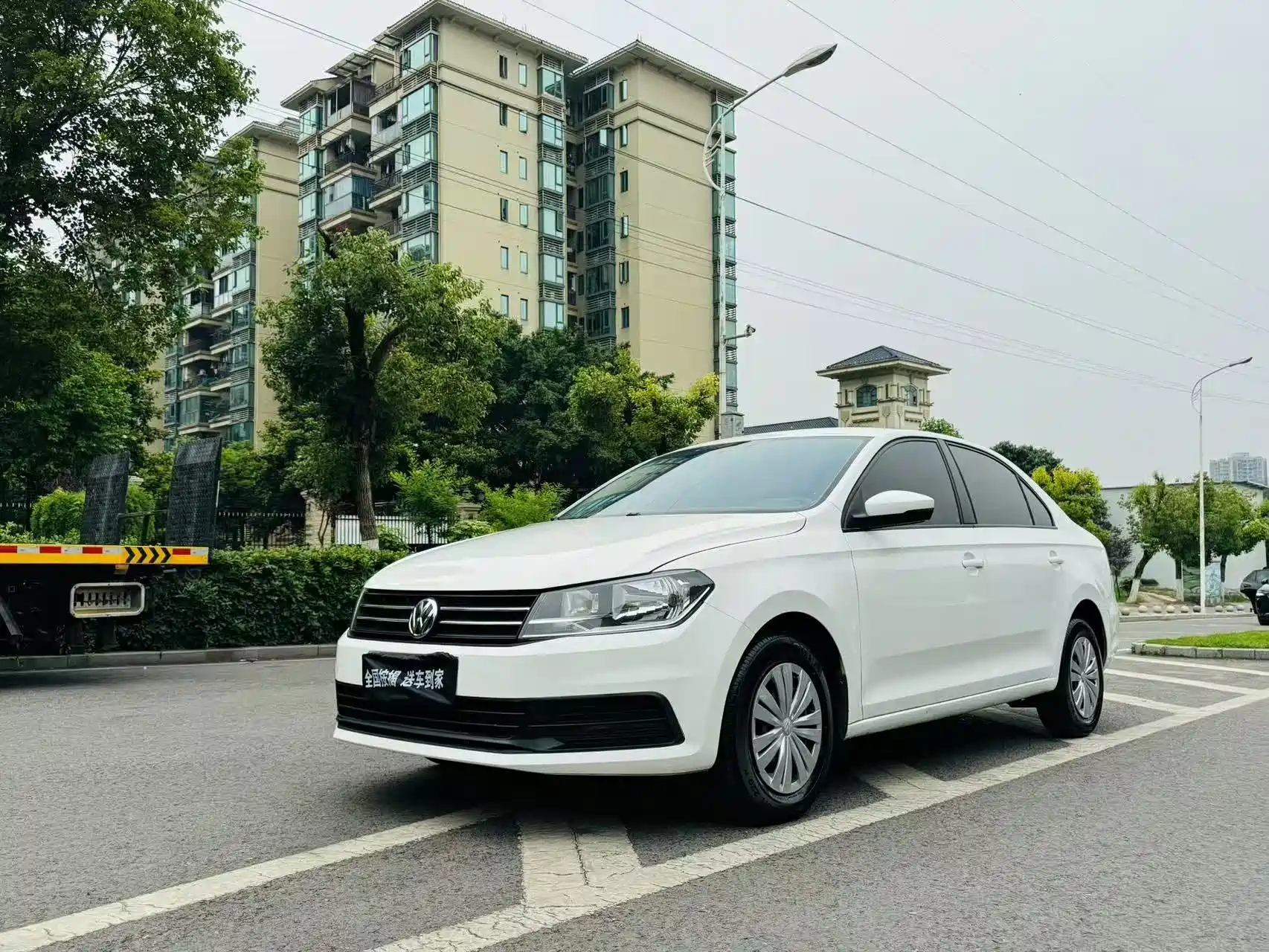 VOLKSWAGEN SANTANA 2016