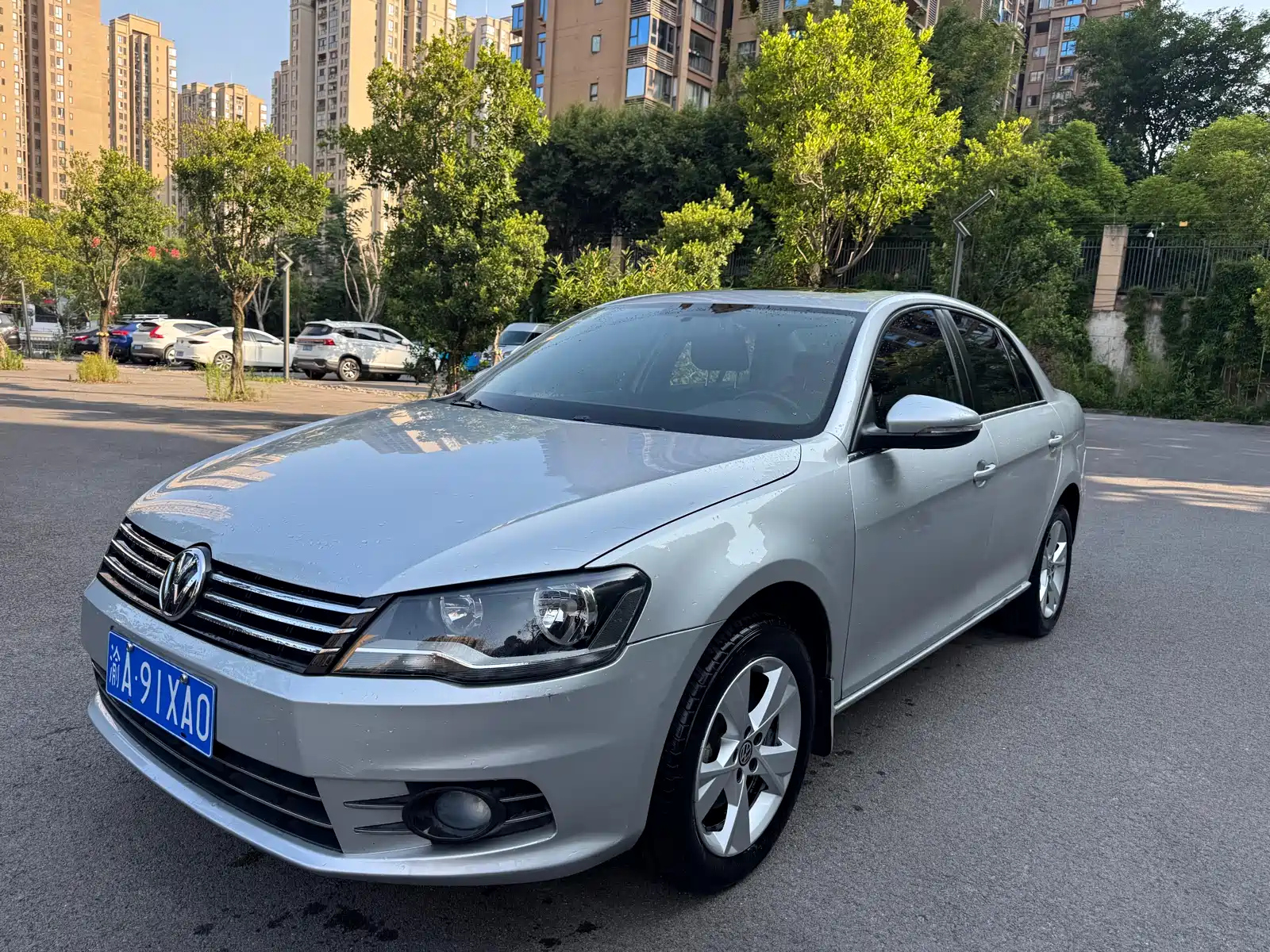 VOLKSWAGEN BORA 2013