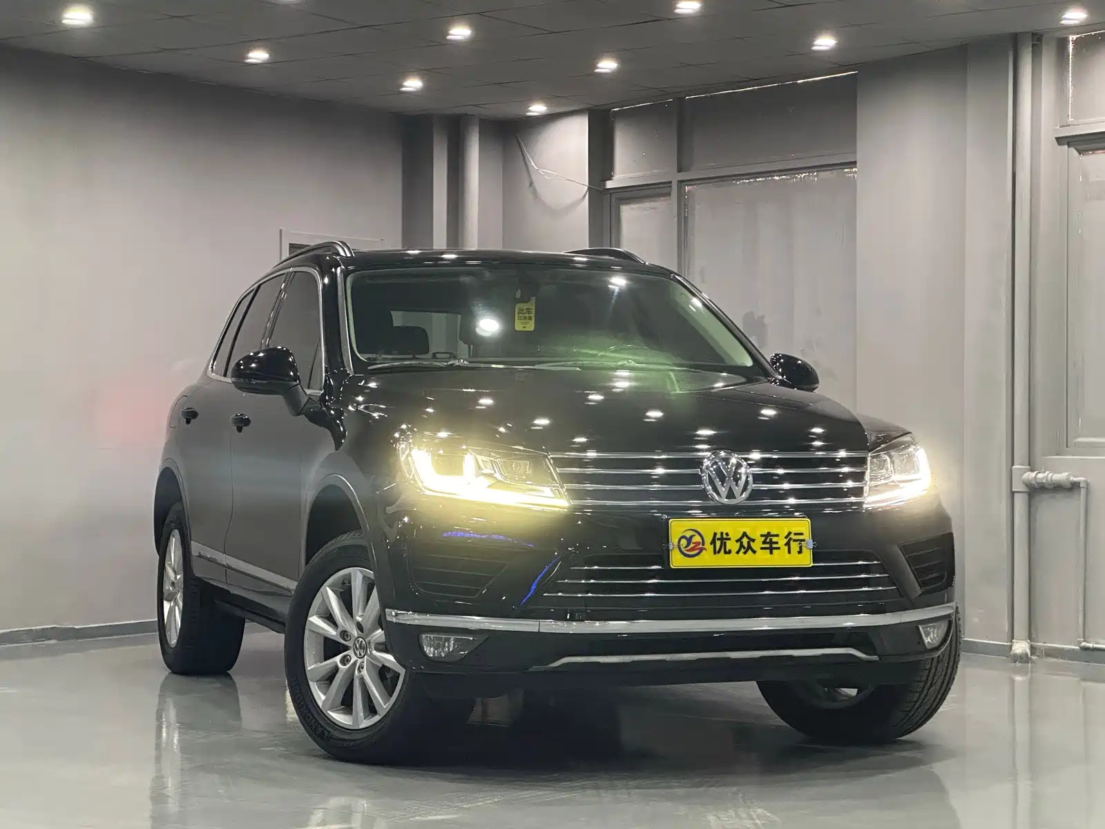 VOLKSWAGEN TOUAREG 2017