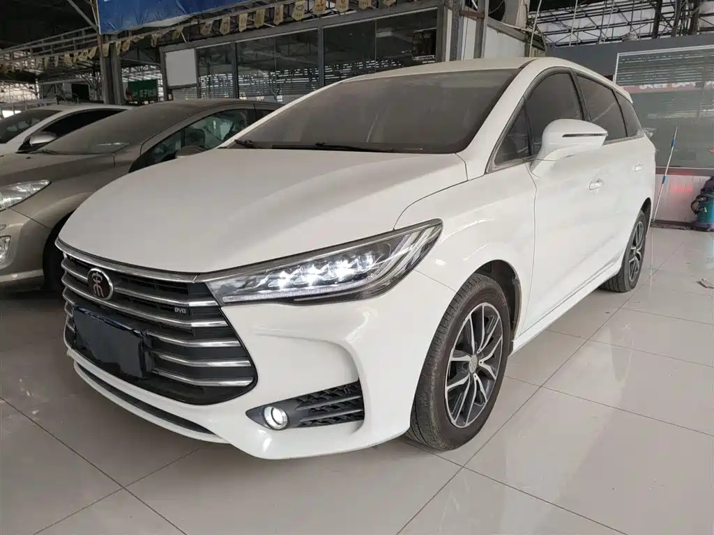 BYD SONG MAX 2017