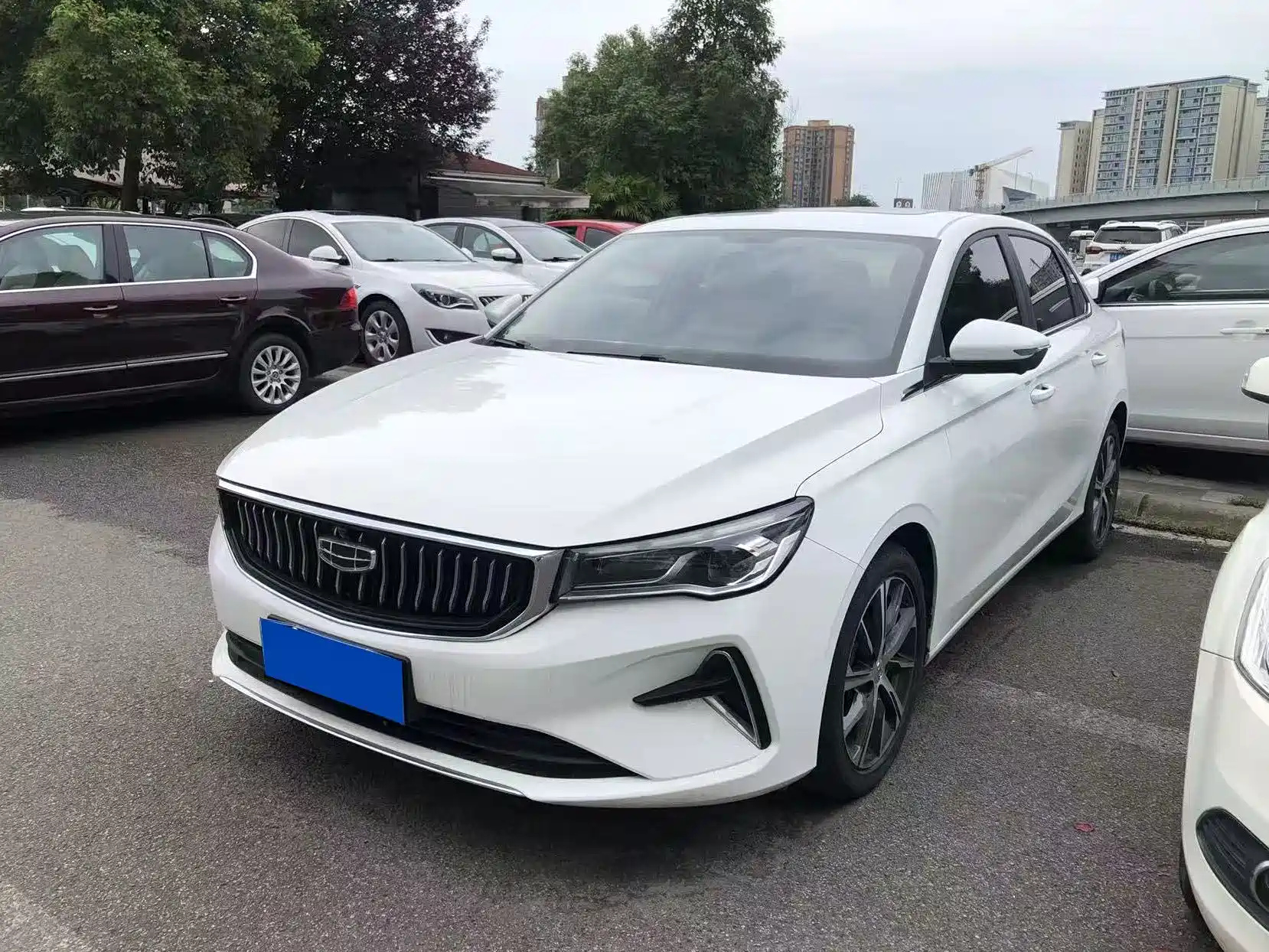 GEELY AUTO EMGRAND 2022