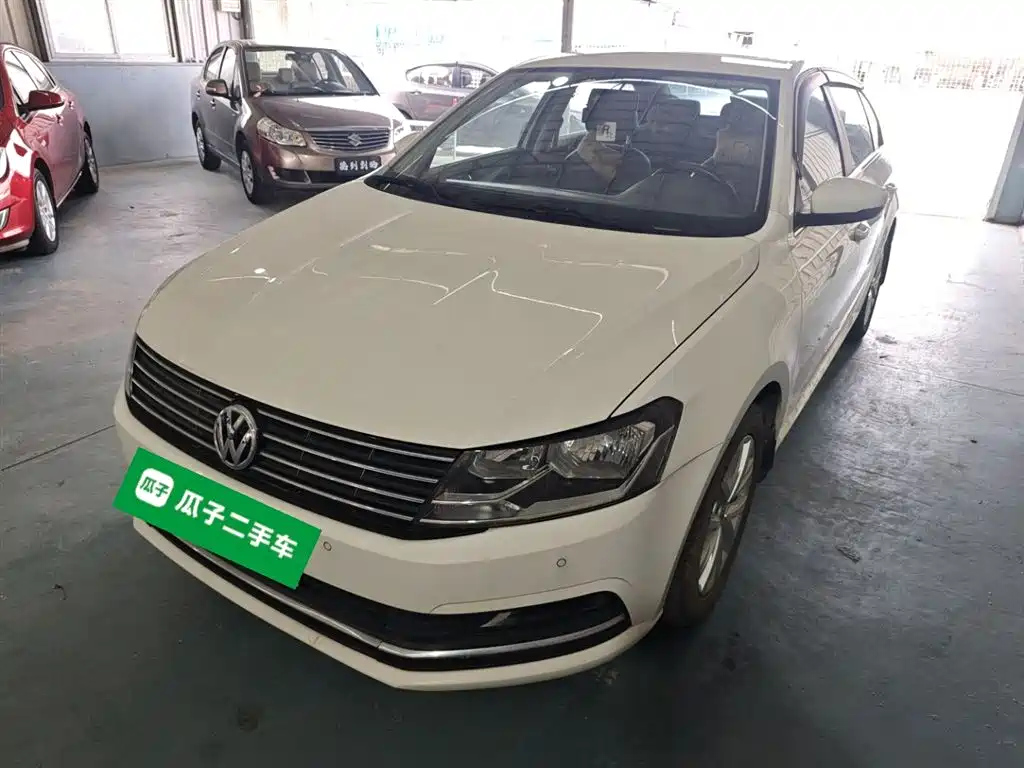 VOLKSWAGEN LAVIDA 2017