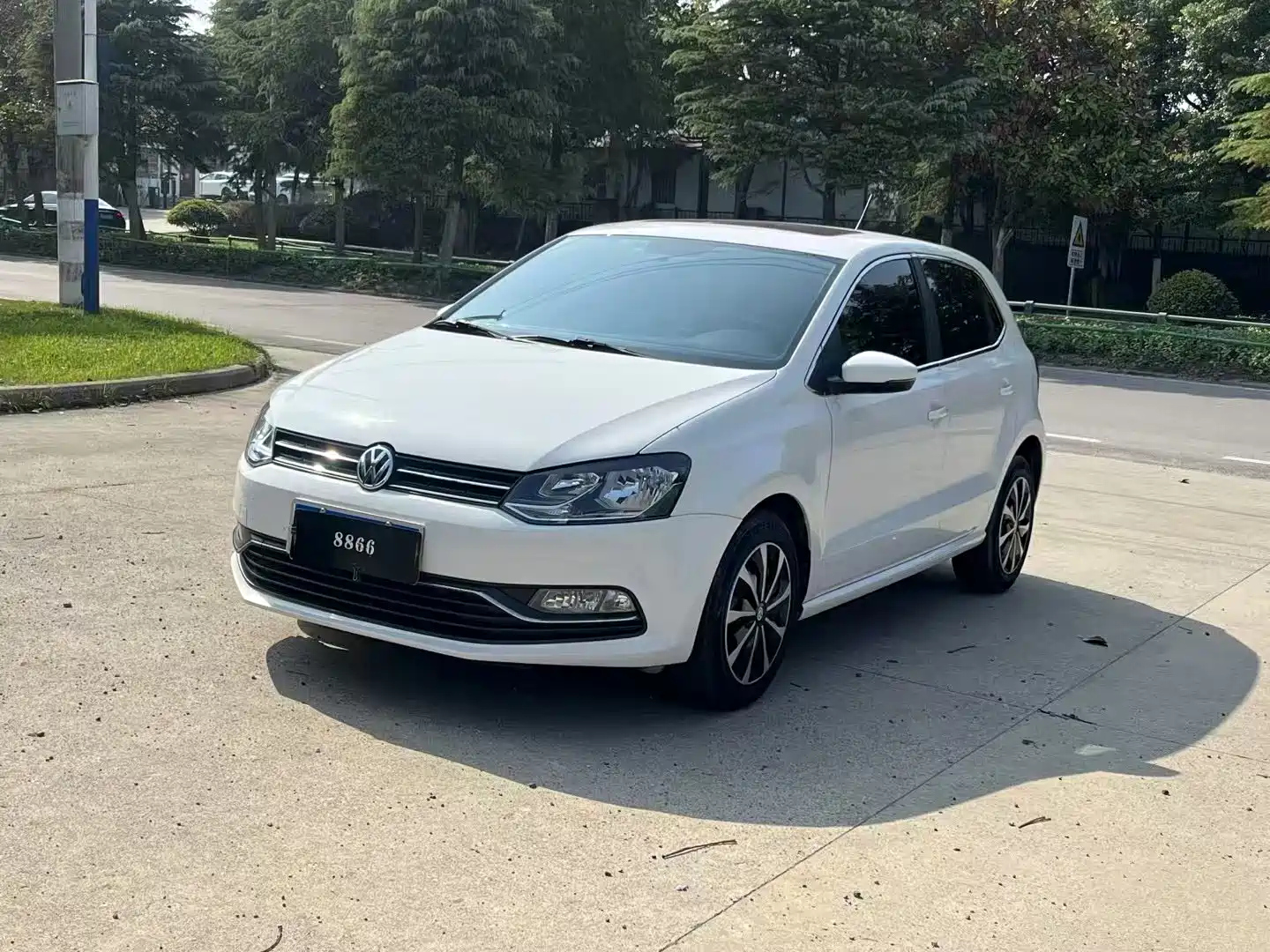 VOLKSWAGEN POLO 2018