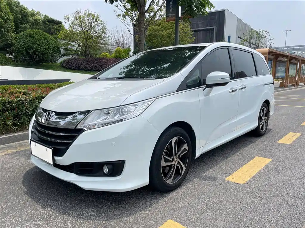 HONDA ODYSSEY 2015
