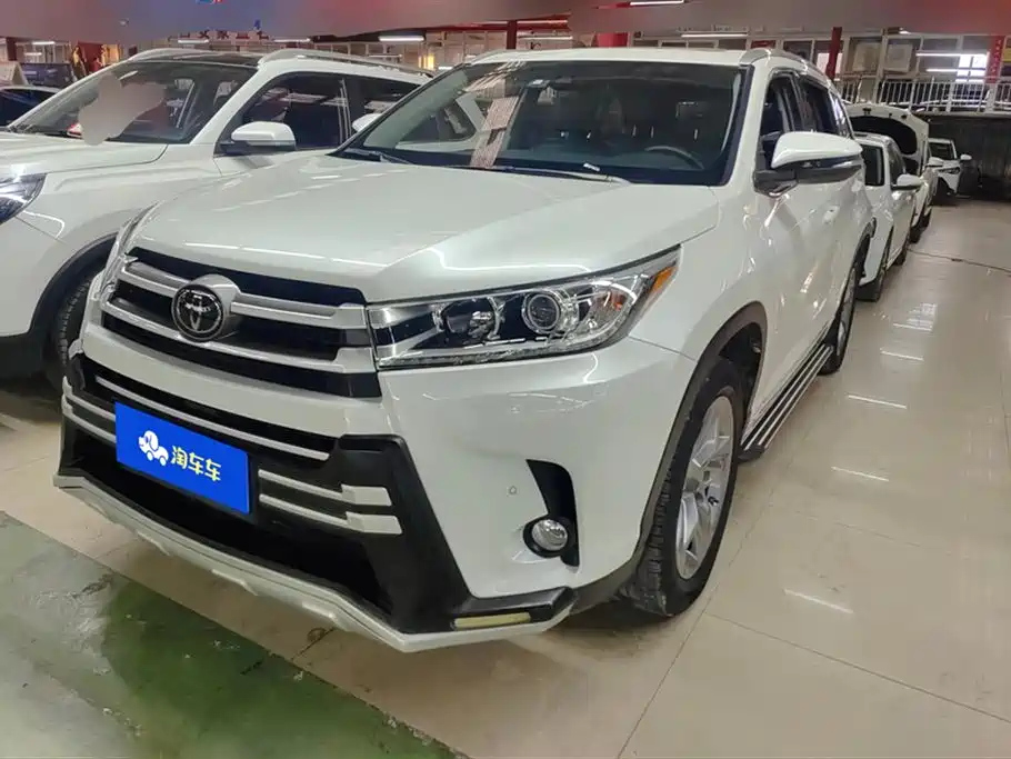 TOYOTA HIGHLANDER 2021