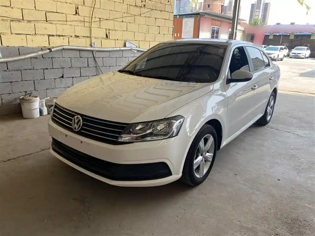 VOLKSWAGEN LAVIDA 2017