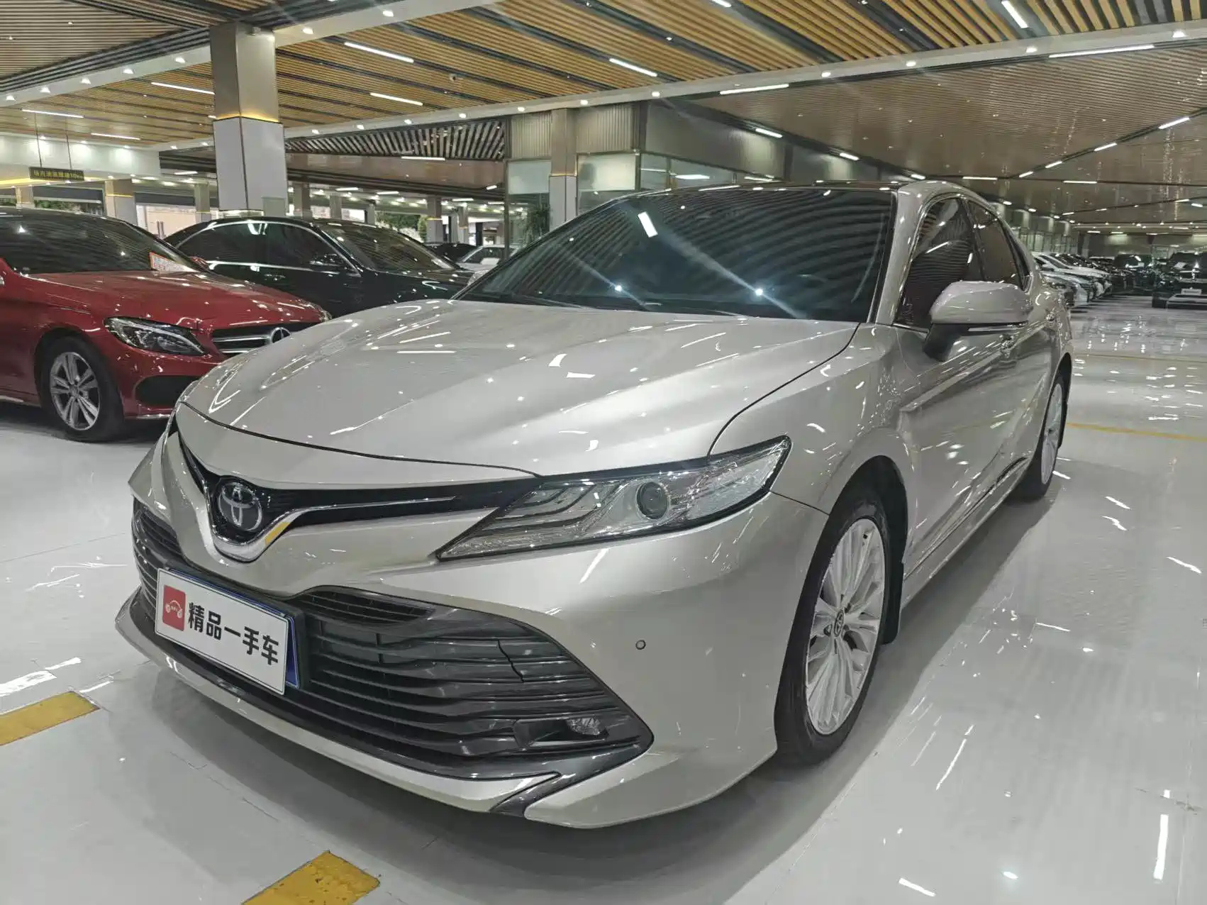 TOYOTA CAMRY 2021
