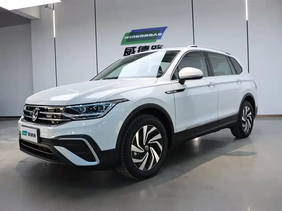 VOLKSWAGEN TIGUAN L 2024