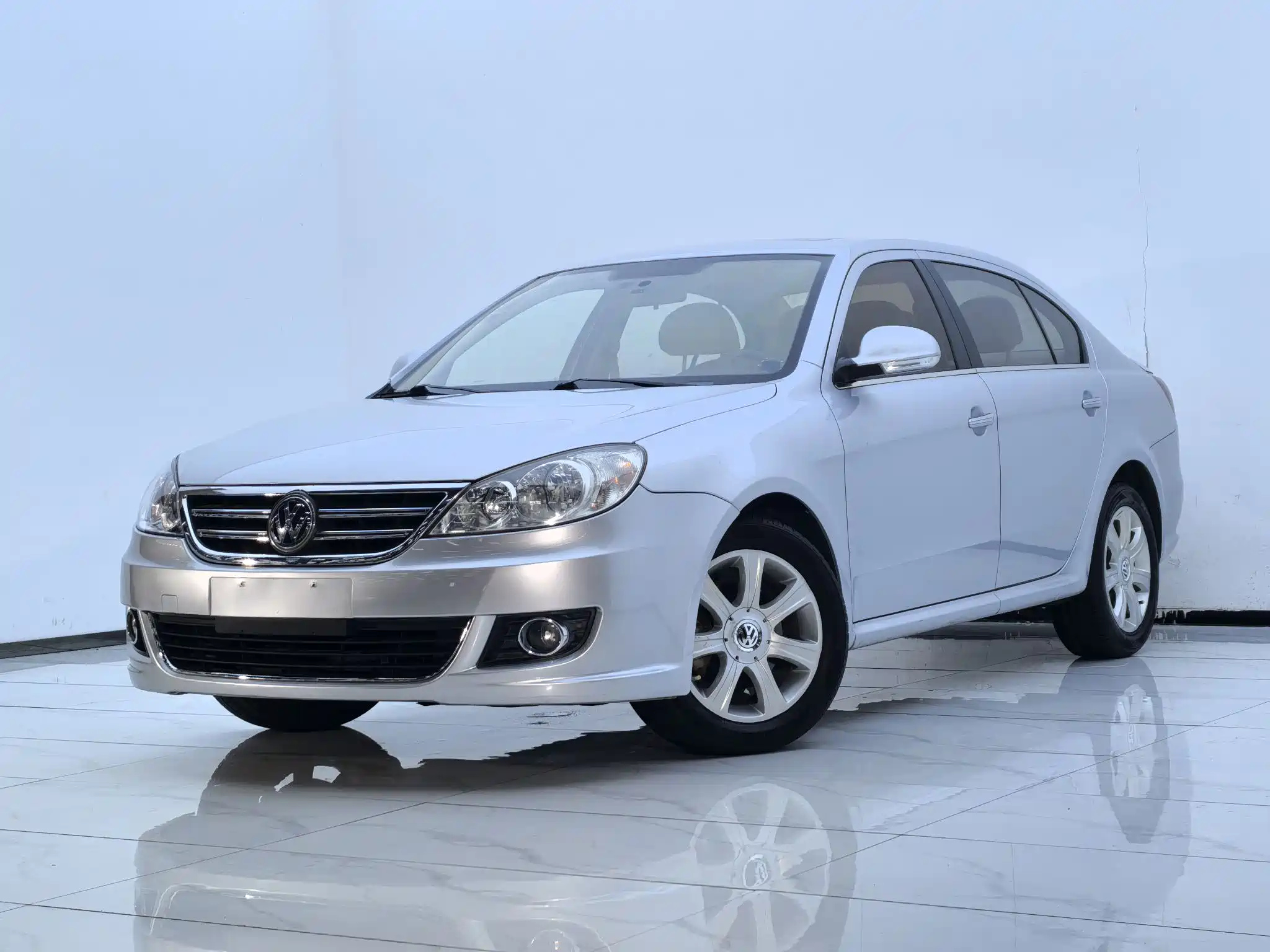 VOLKSWAGEN LAVIDA 2011