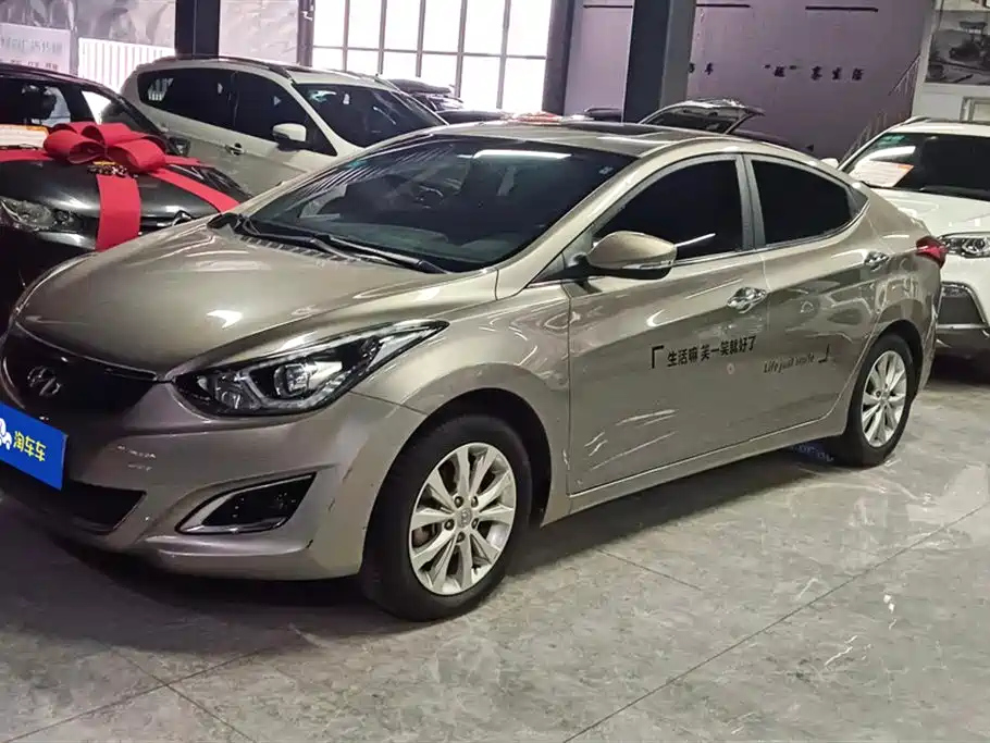 HYUNDAI ELANTRA 2016