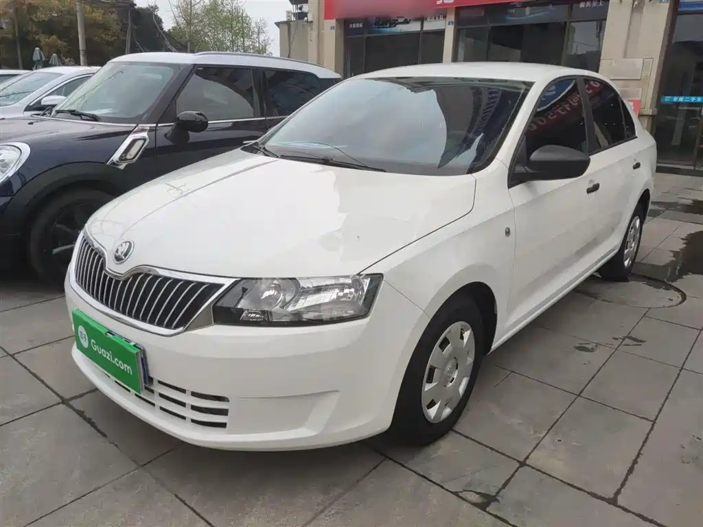 SKODA RAPID 2016