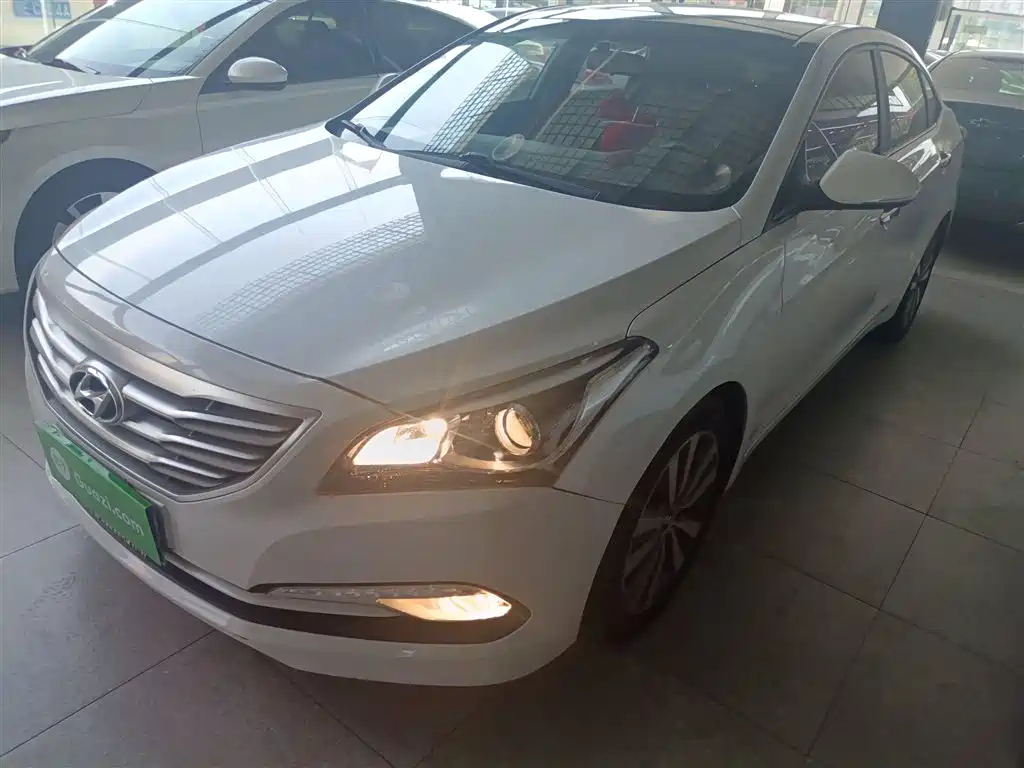 HYUNDAI MISTRA 2016