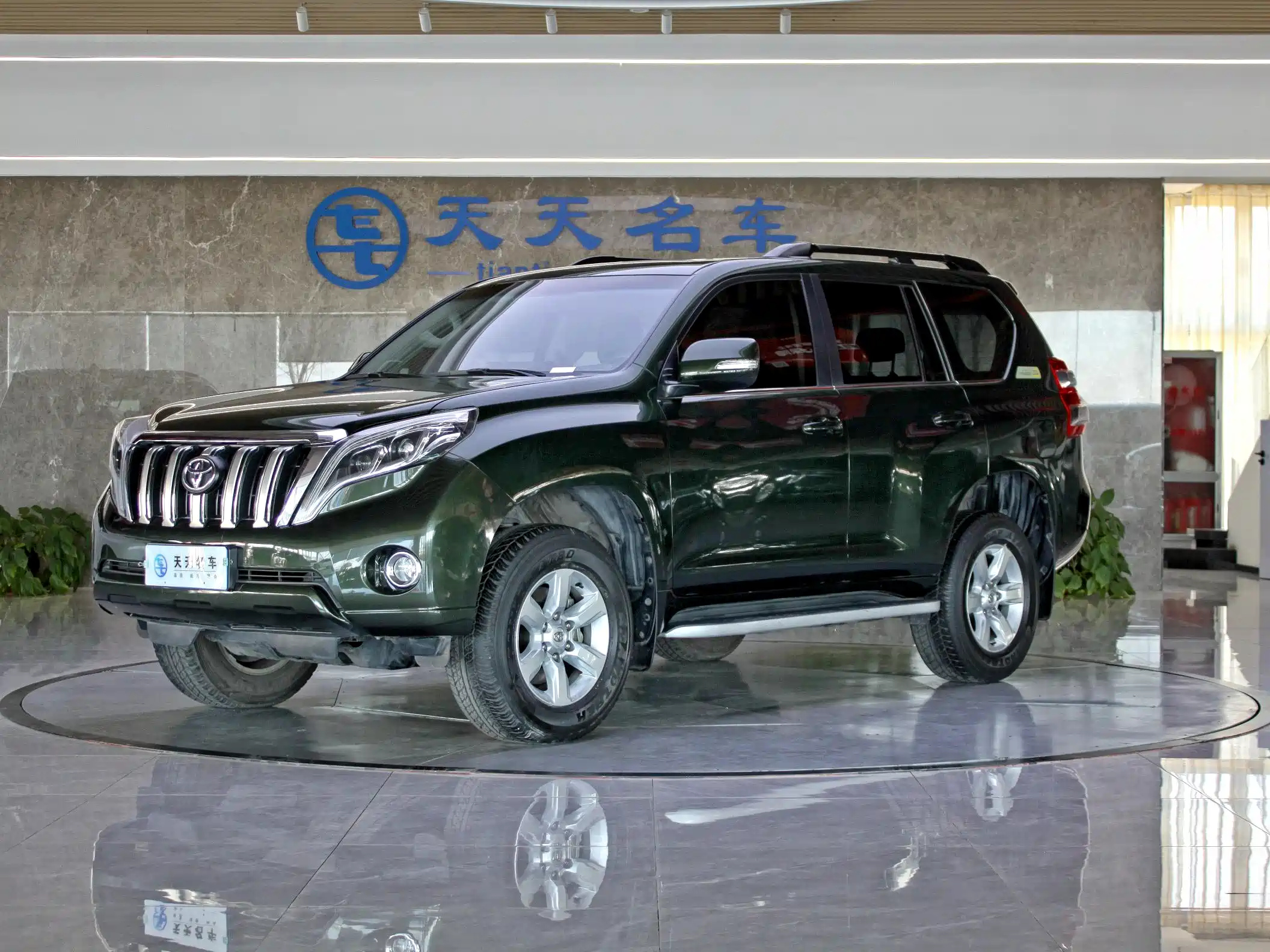 TOYOTA PRADO 2016