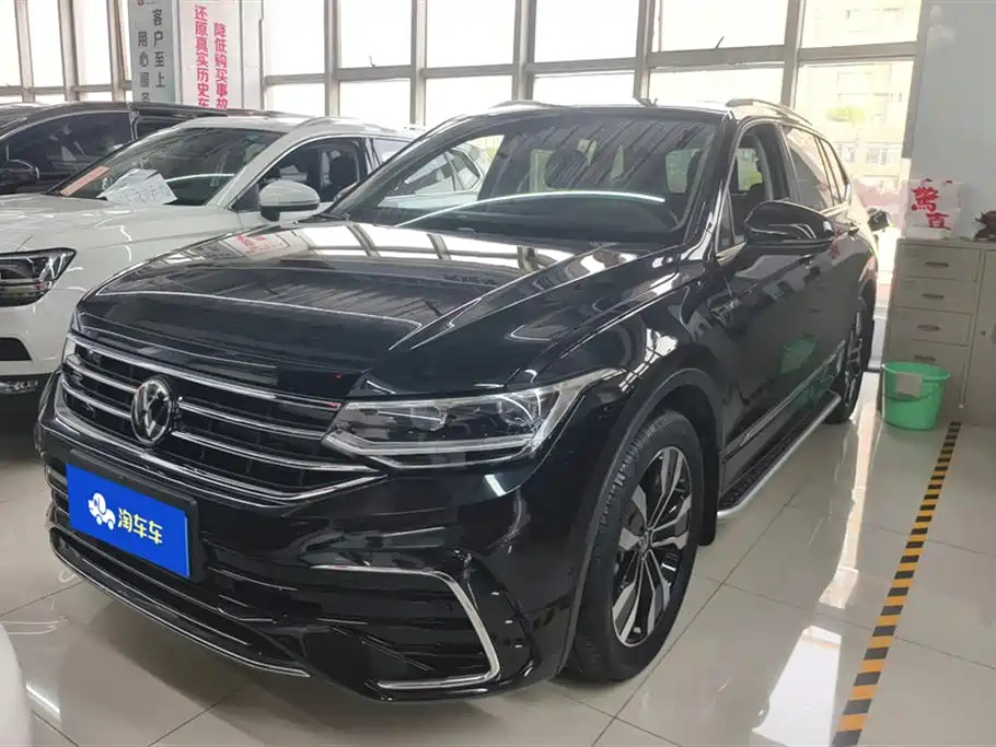 VOLKSWAGEN TIGUAN L 2024